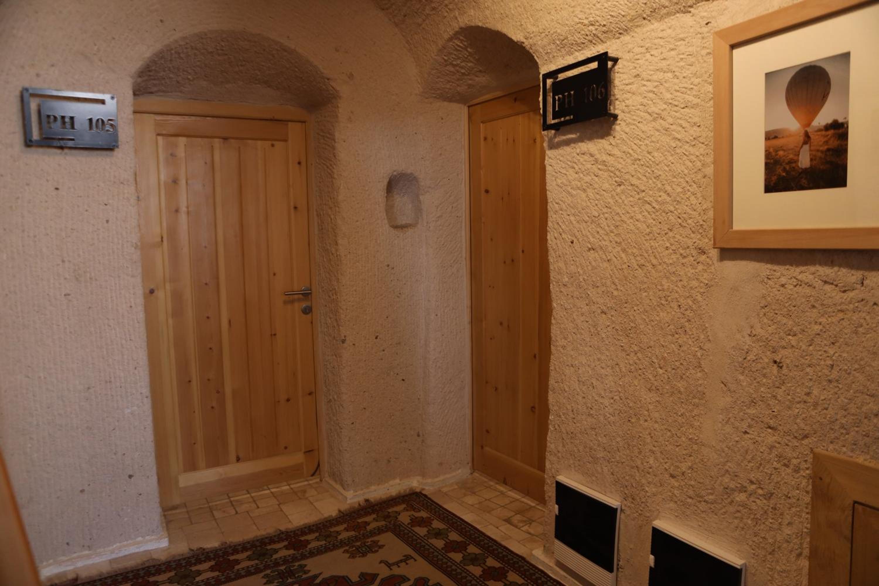 Double Room with Patio photo 2