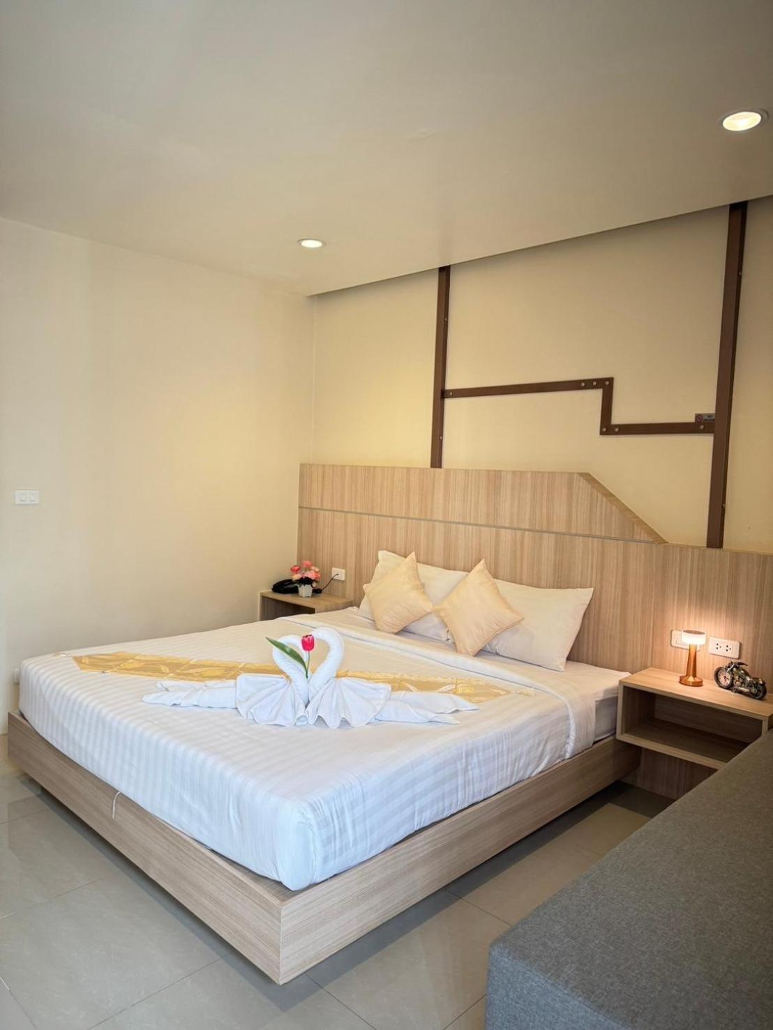 Standard Double Room - Photo 21