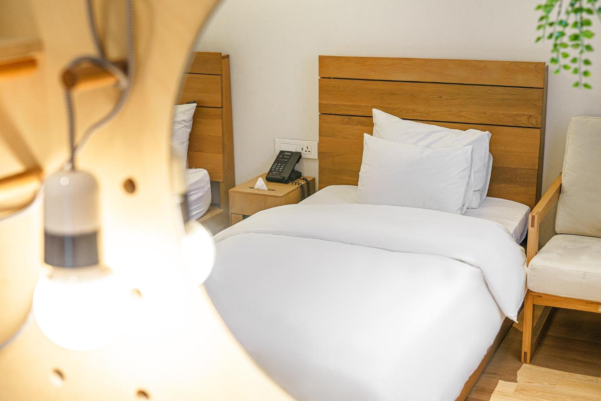 Deluxe Twin Room photo 3