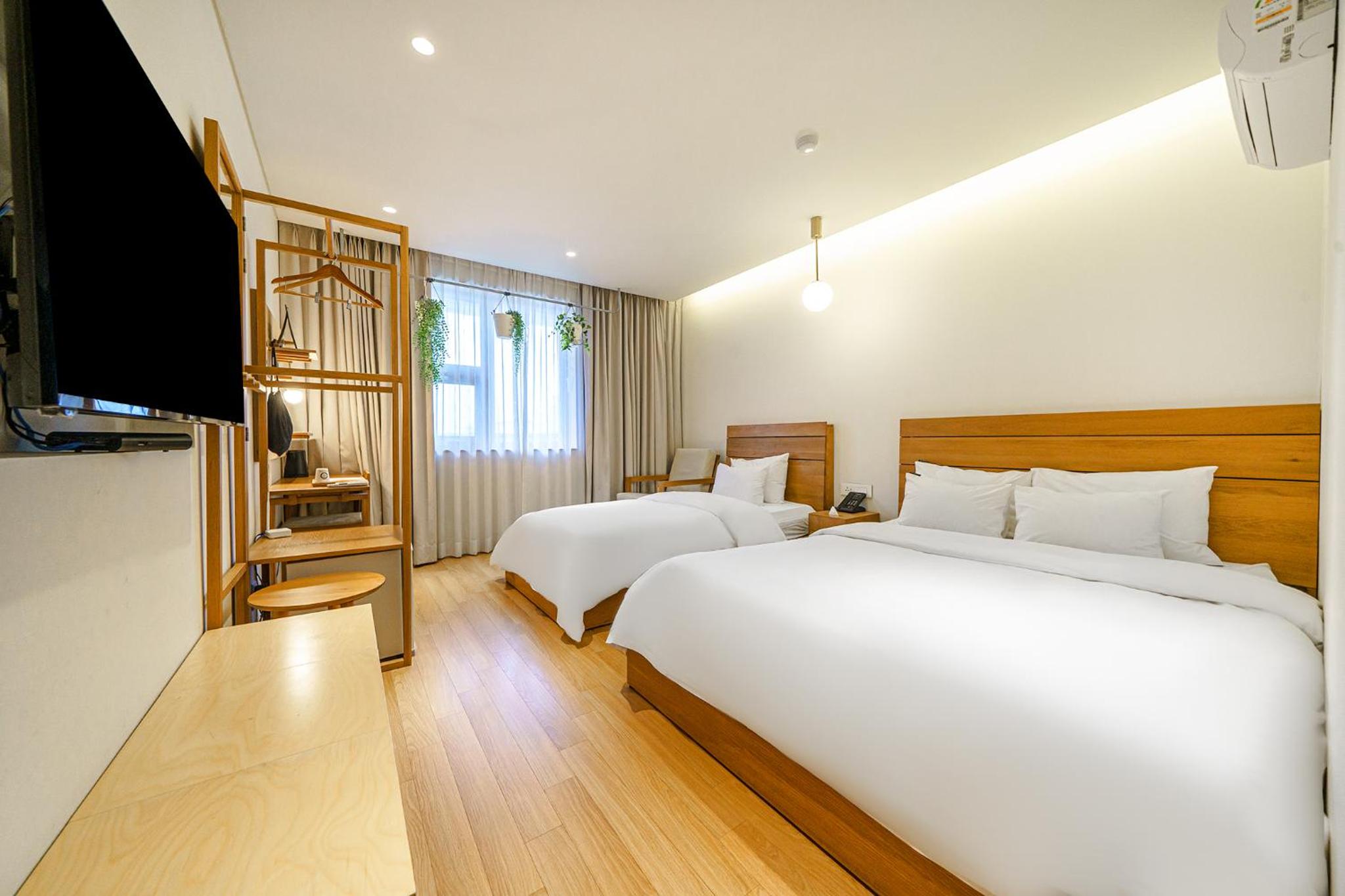 Deluxe Twin Room photo 1