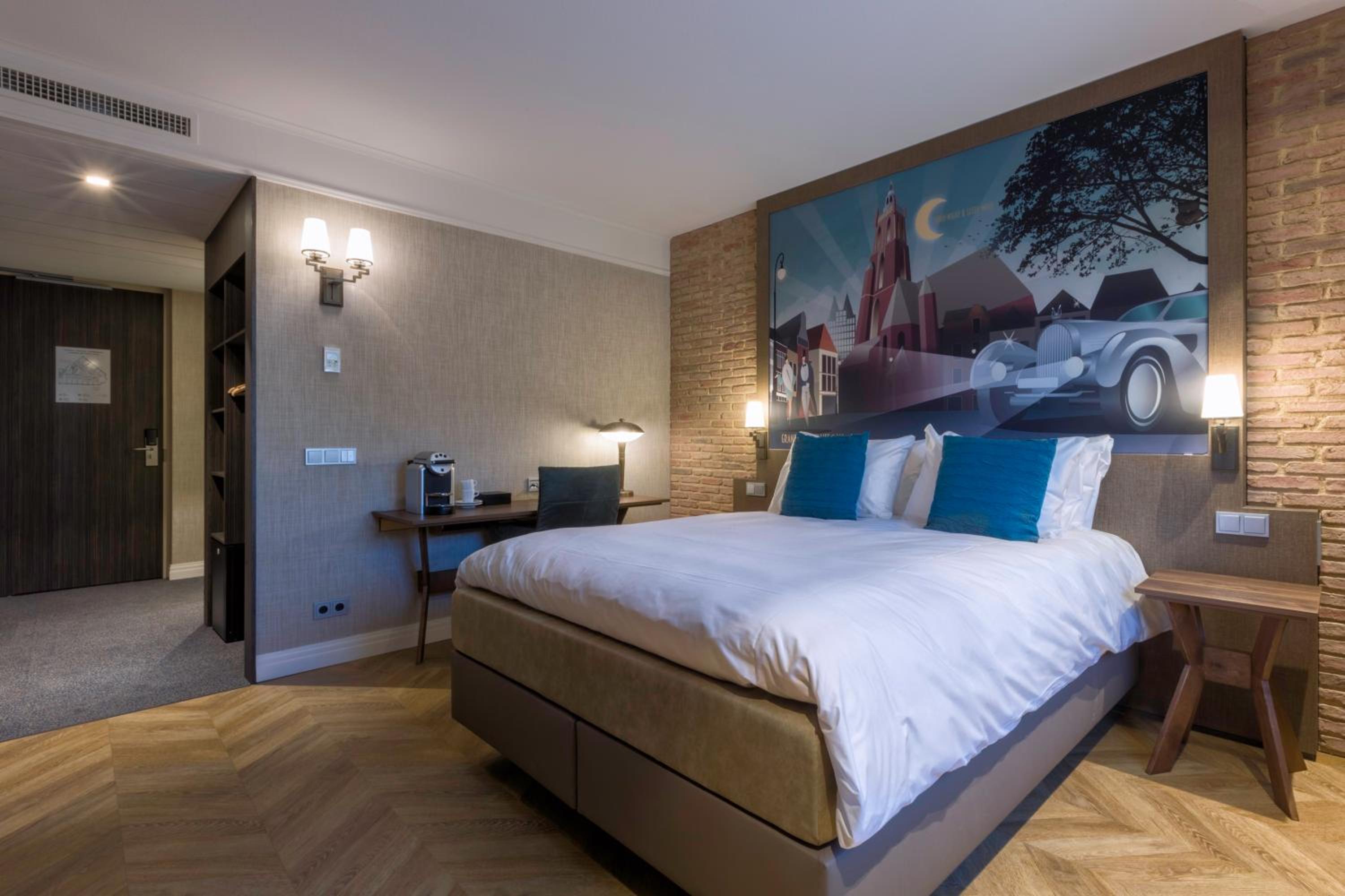 Queen Room photo 3