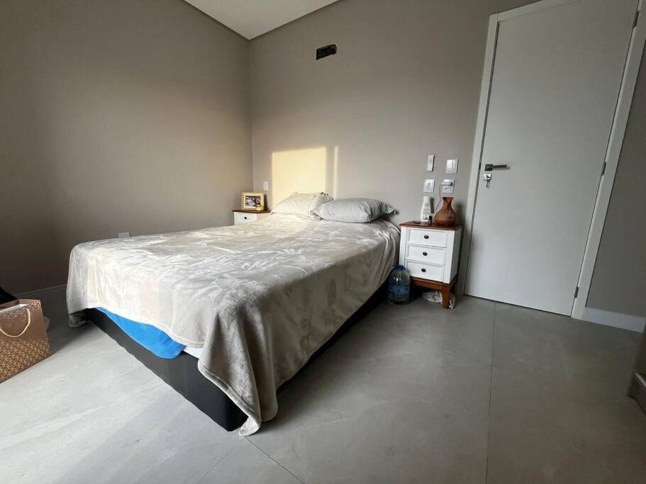 Four-Bedroom House photo 1