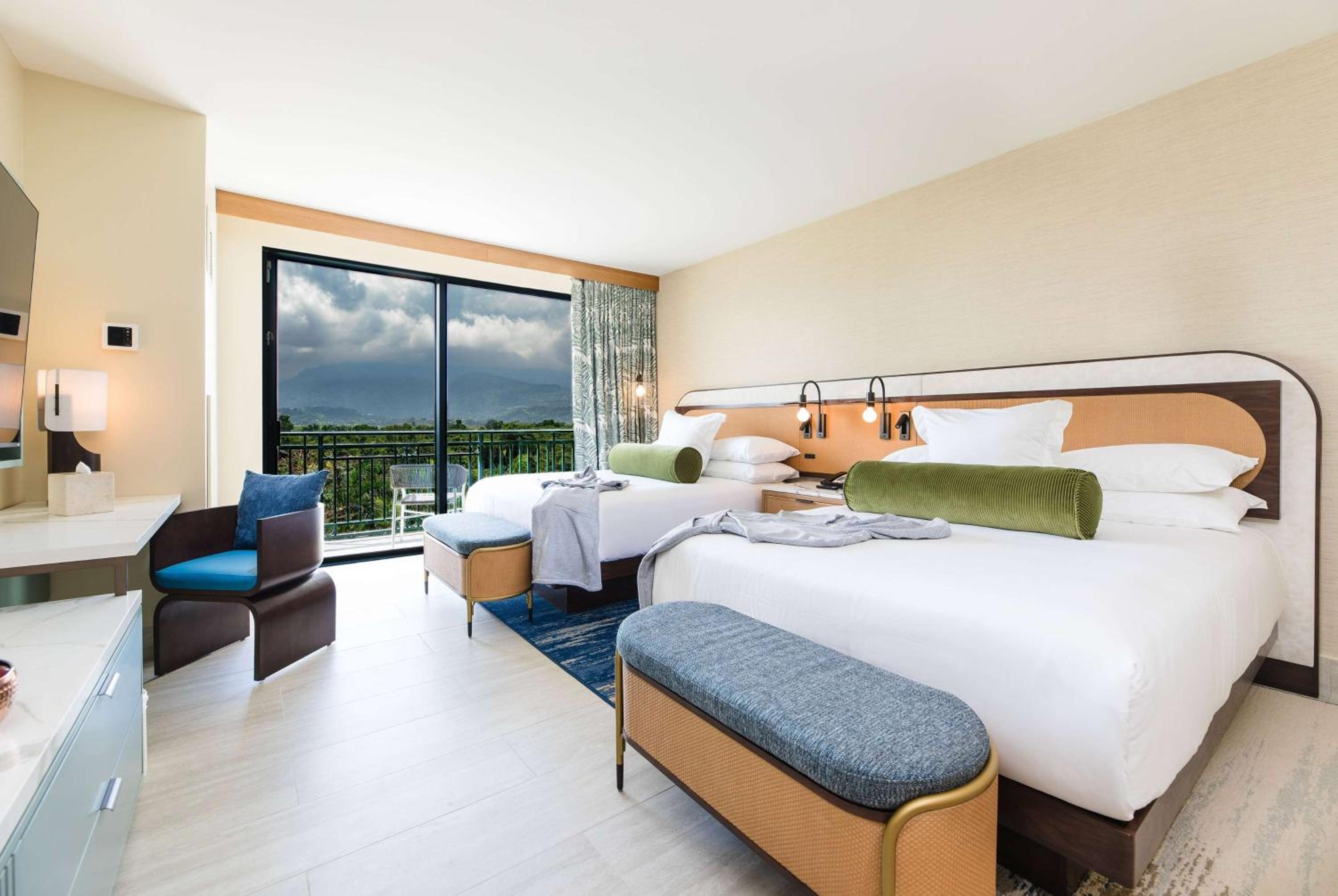 Queen Room with Two Queen Beds (Non Smoking)