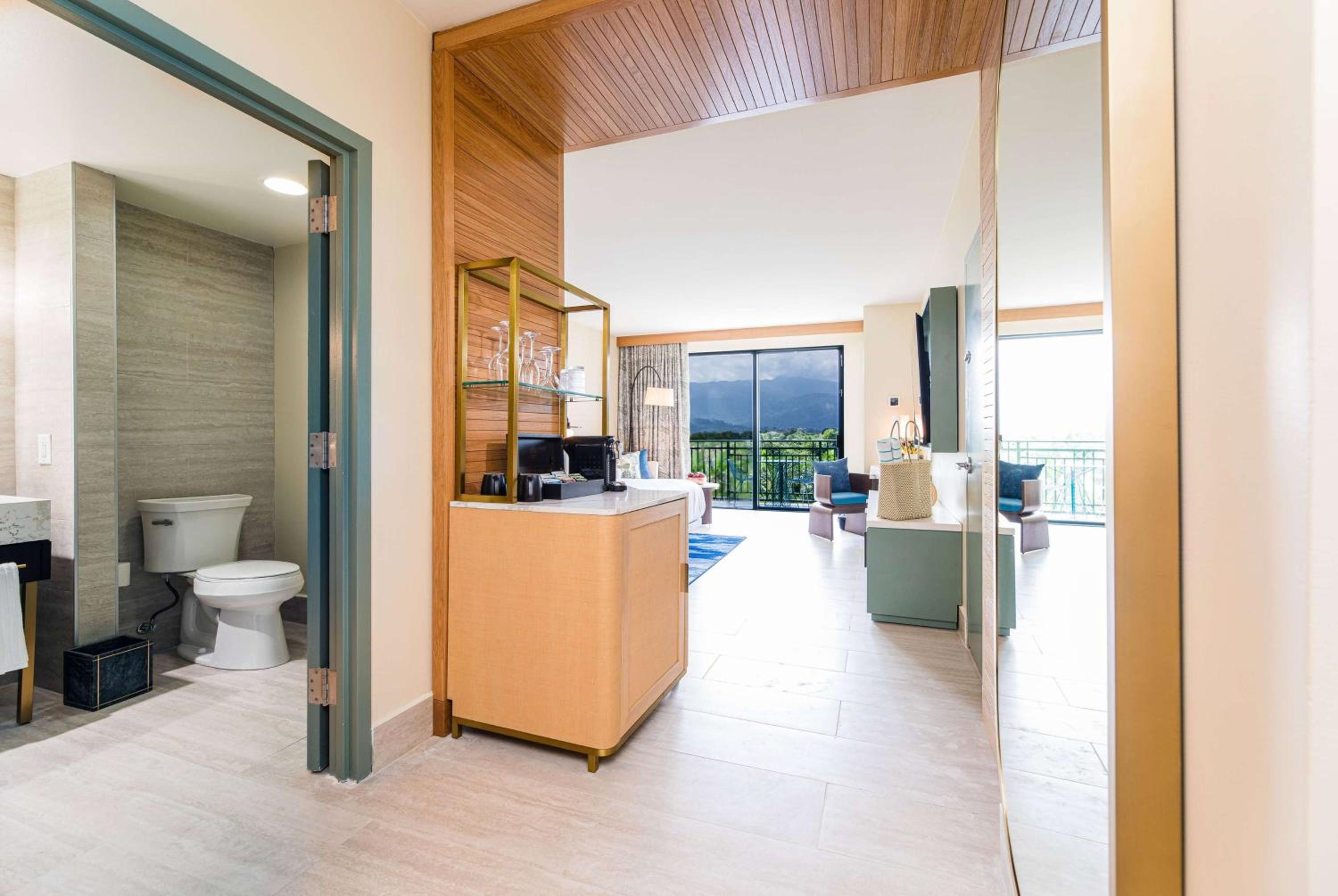Suite (Non Smoking) photo 2