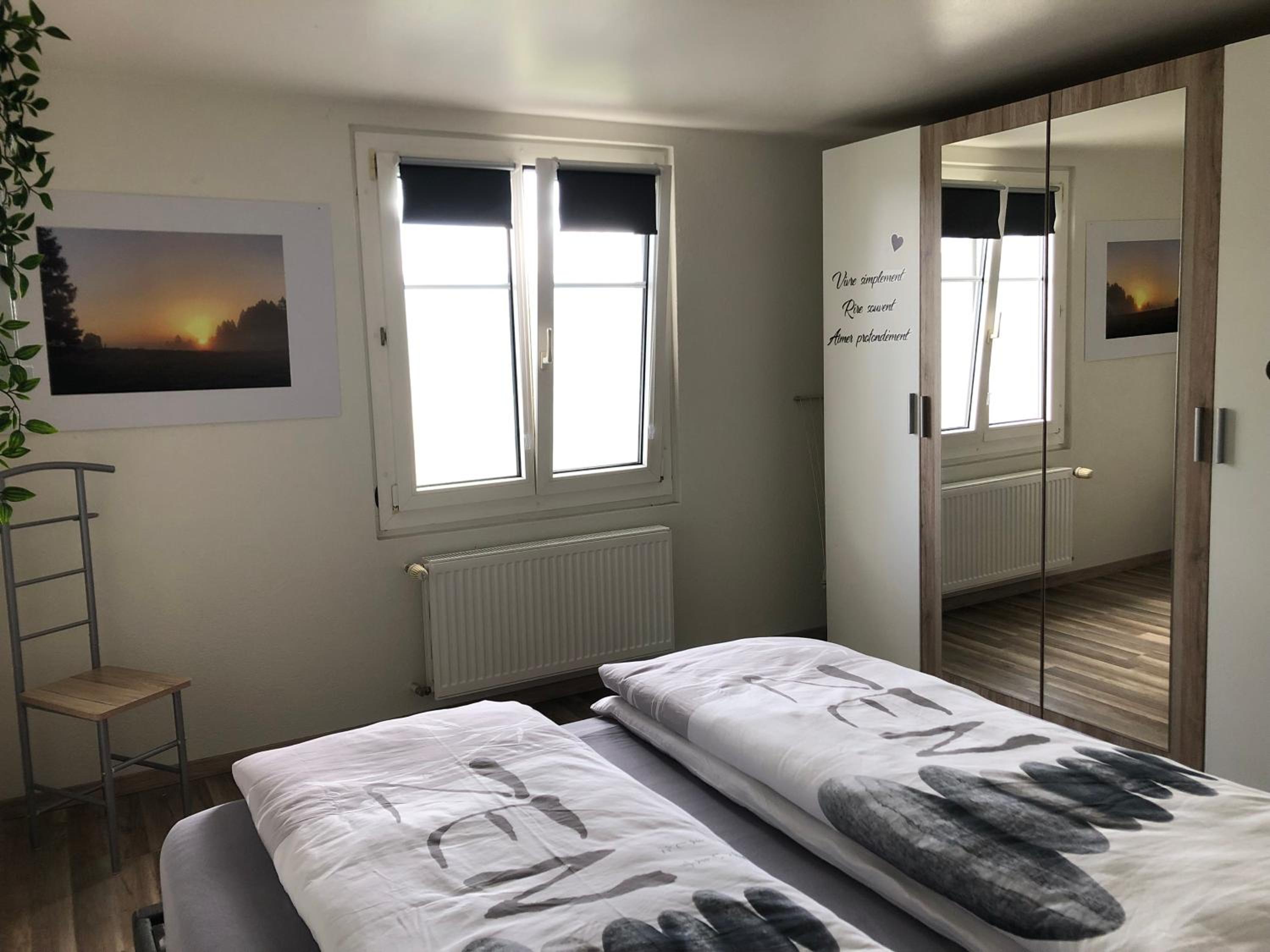 One-Bedroom Apartment photo 1