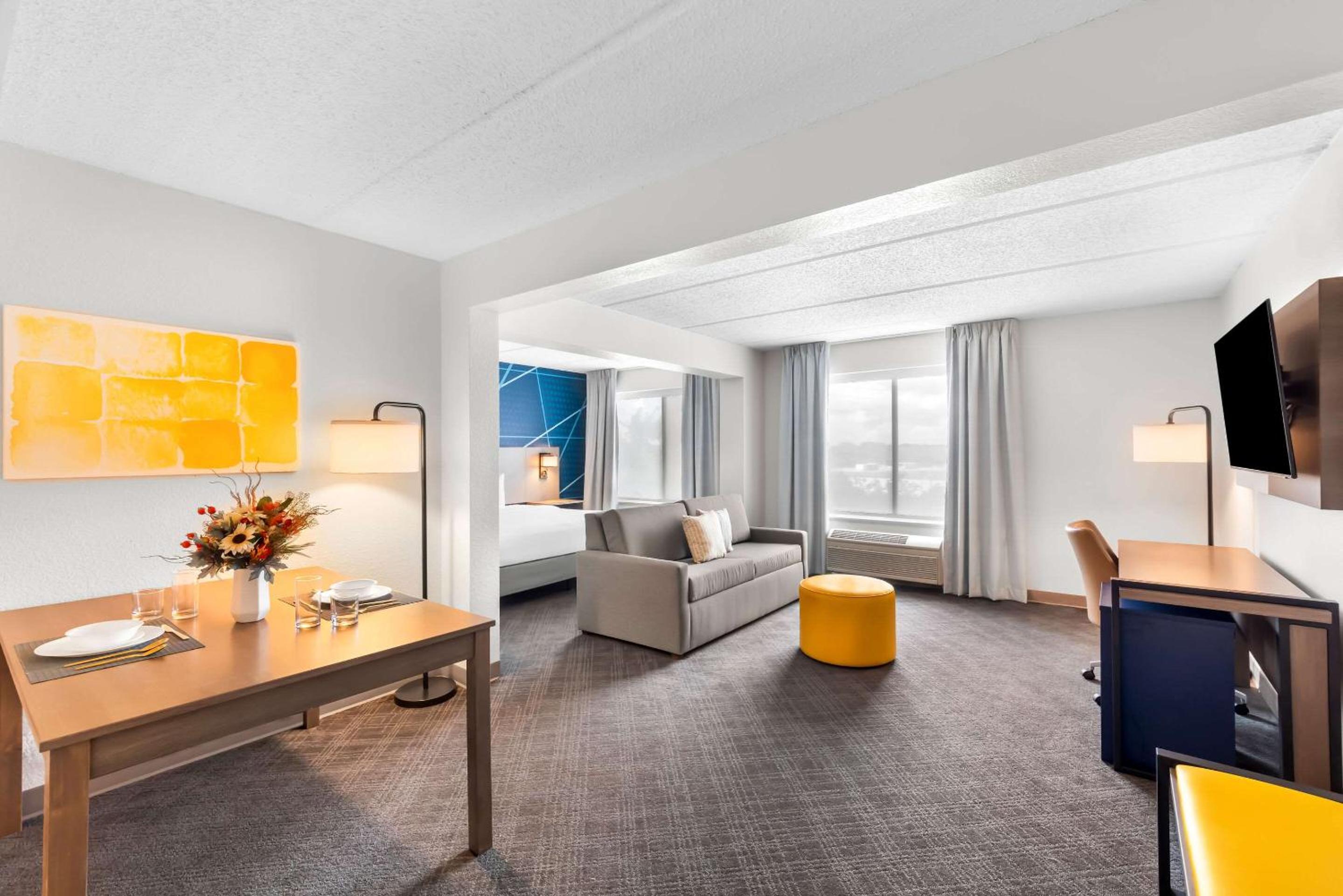 King Suite - Photo 8
