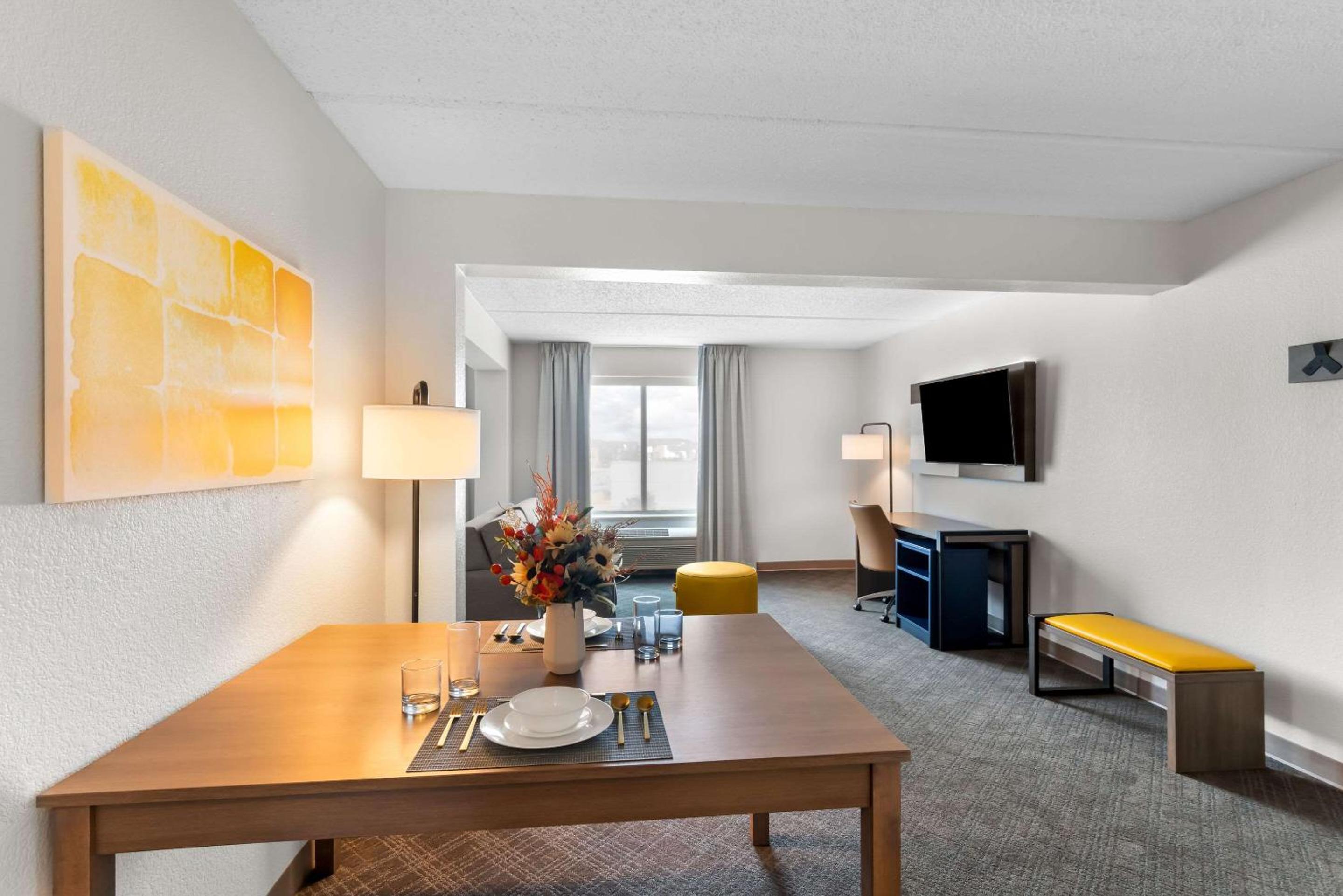 King Suite - Photo 4