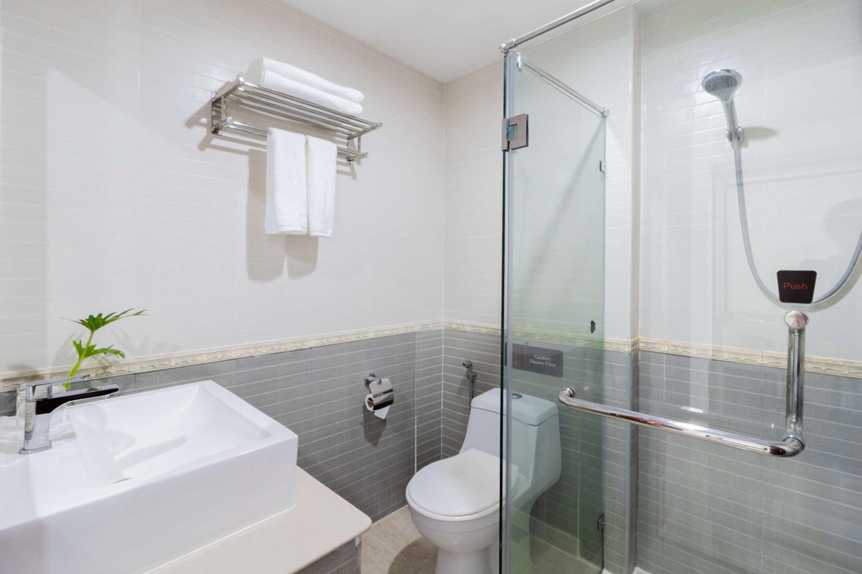 Superior Double Room - Non-Smoking - Photo 4