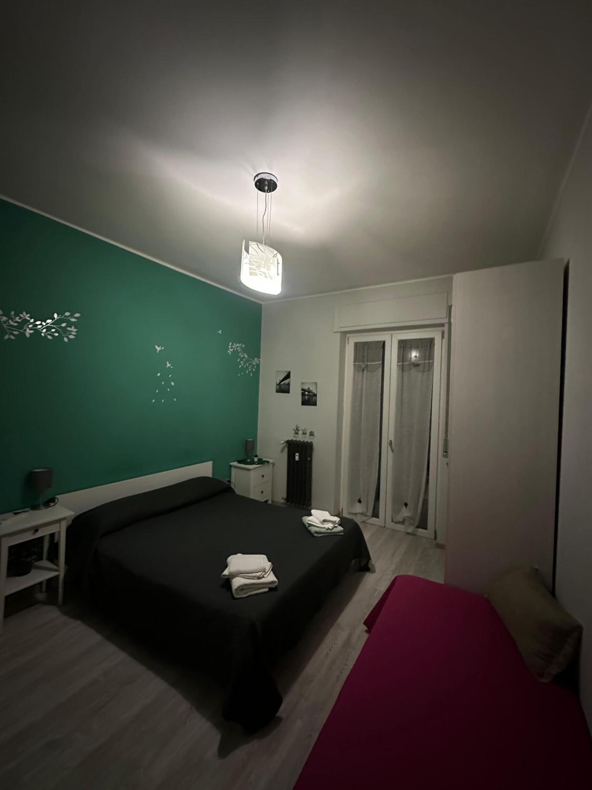 Double Room with Private External Bathroom - Photo 7