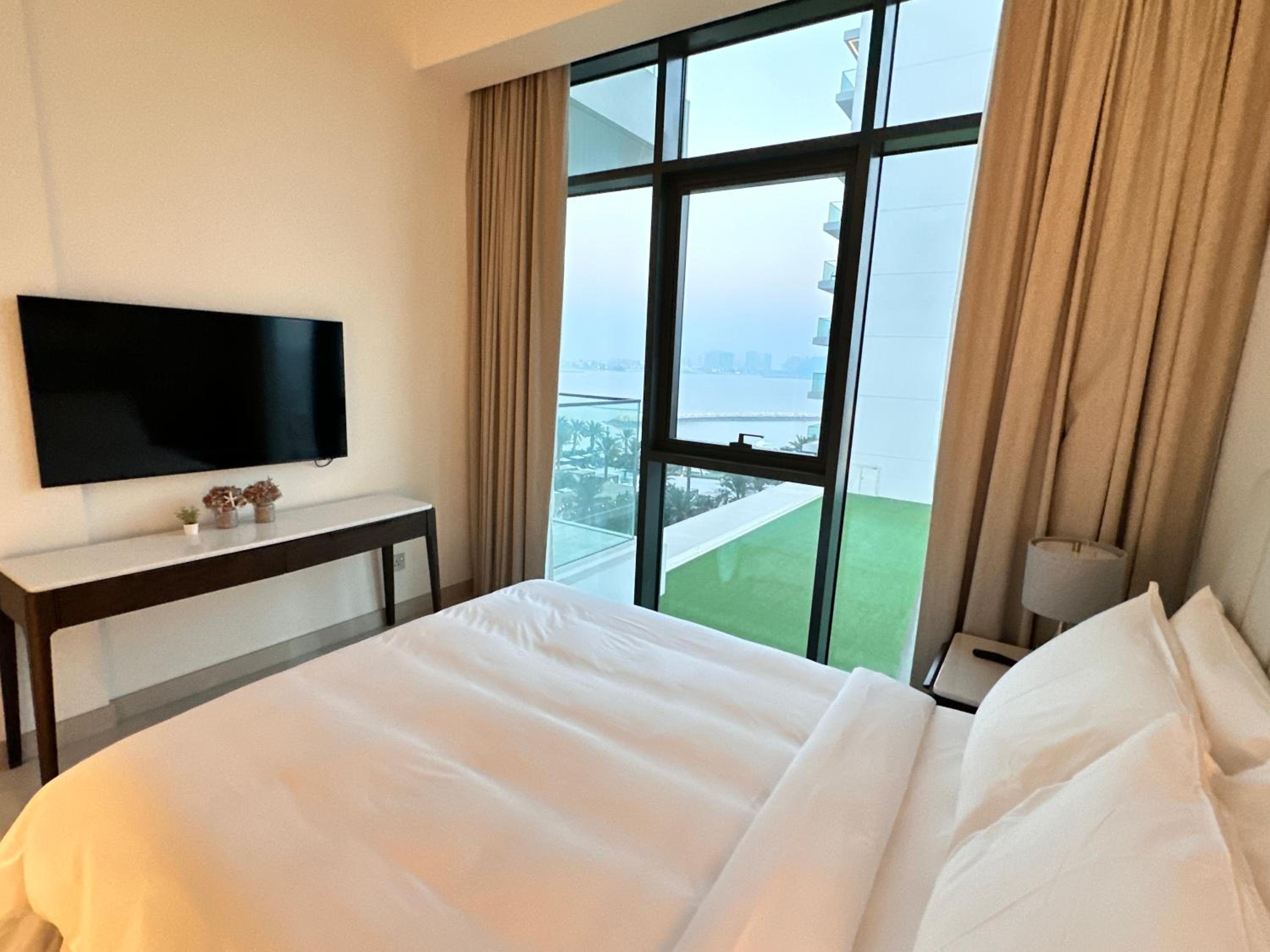 Three-Bedroom Premium Apartment With Resort View