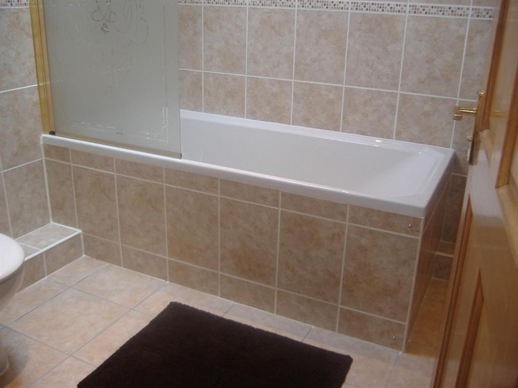 Double Room with Private Bathroom - Photo 5