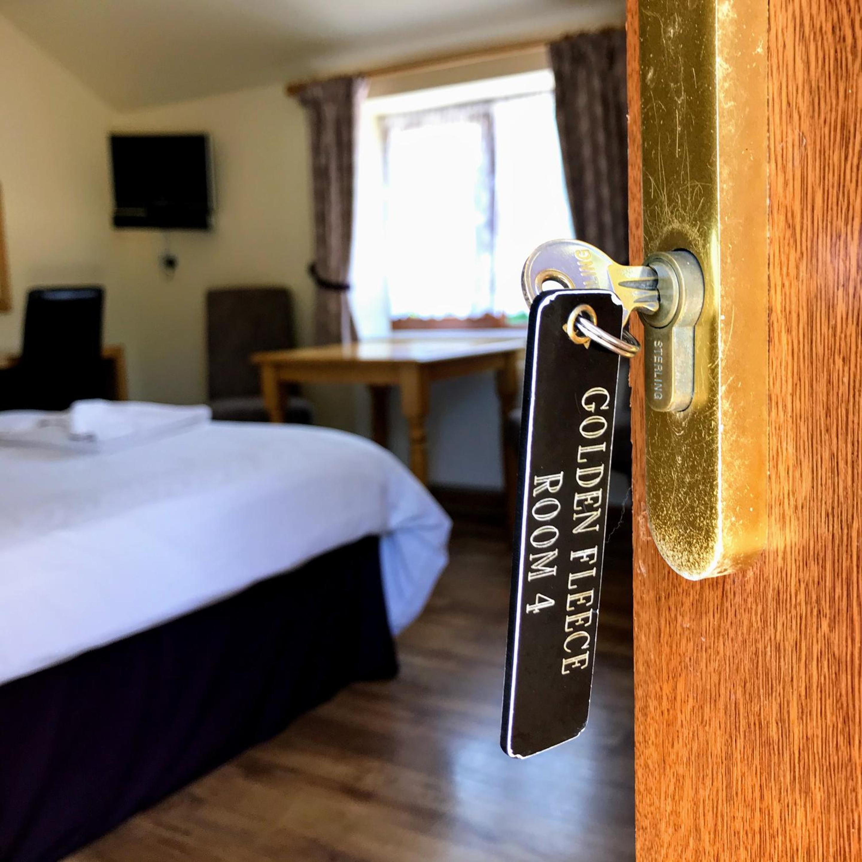 Double Room with Private Bathroom - Photo 7