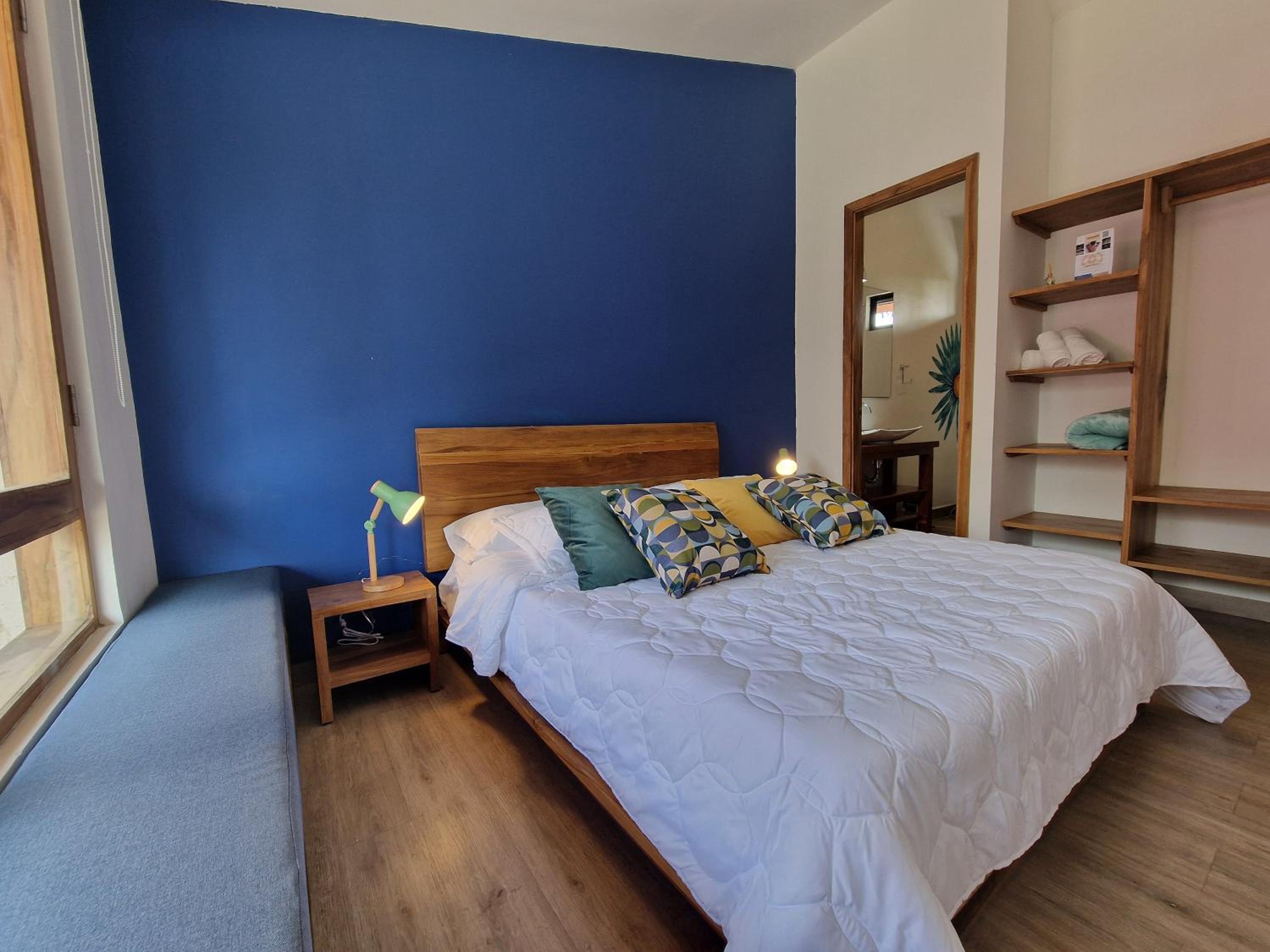 Deluxe King Room photo 1