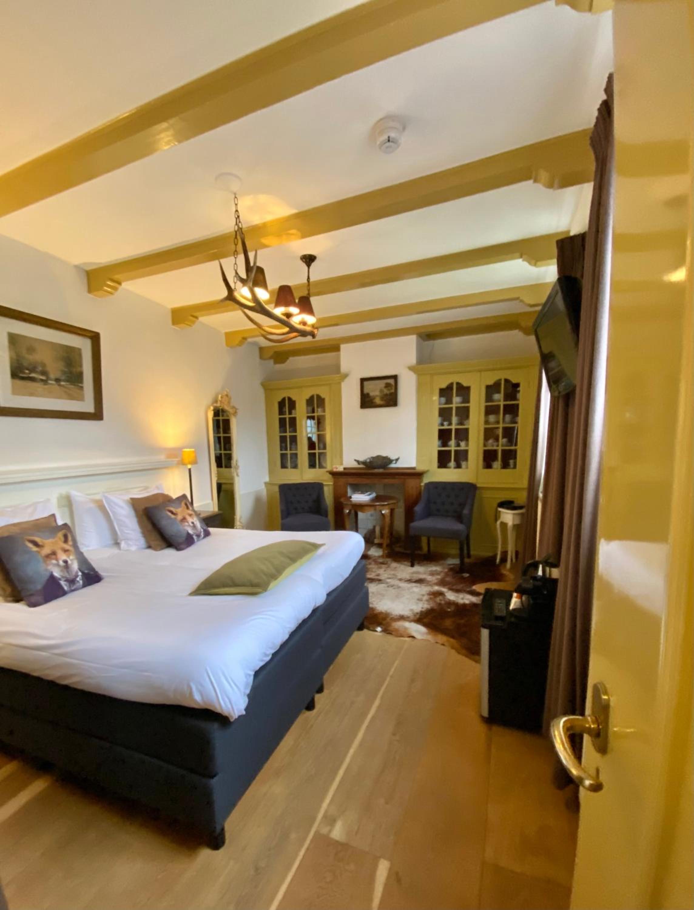 Luxe Standard Room with city view (Ground Floor) photo 1