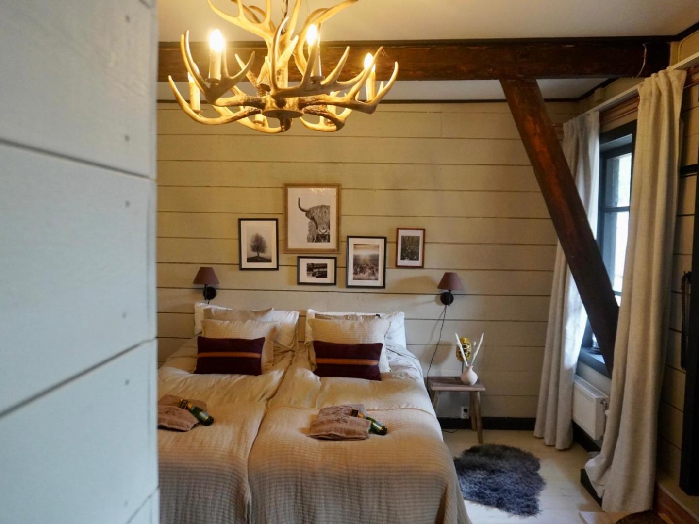 Large Double Room photo 1