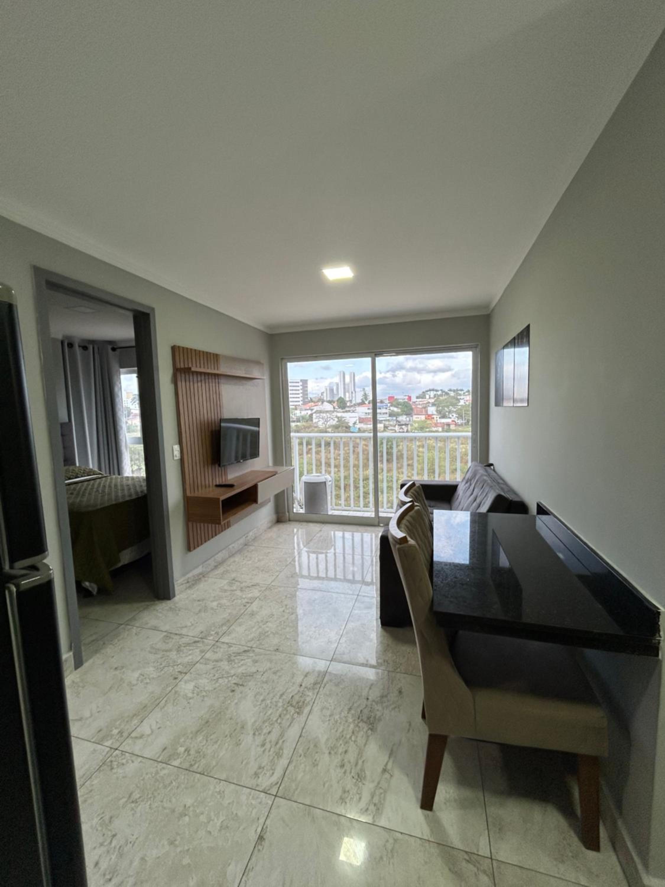 One-Bedroom Deluxe Apartment photo 2