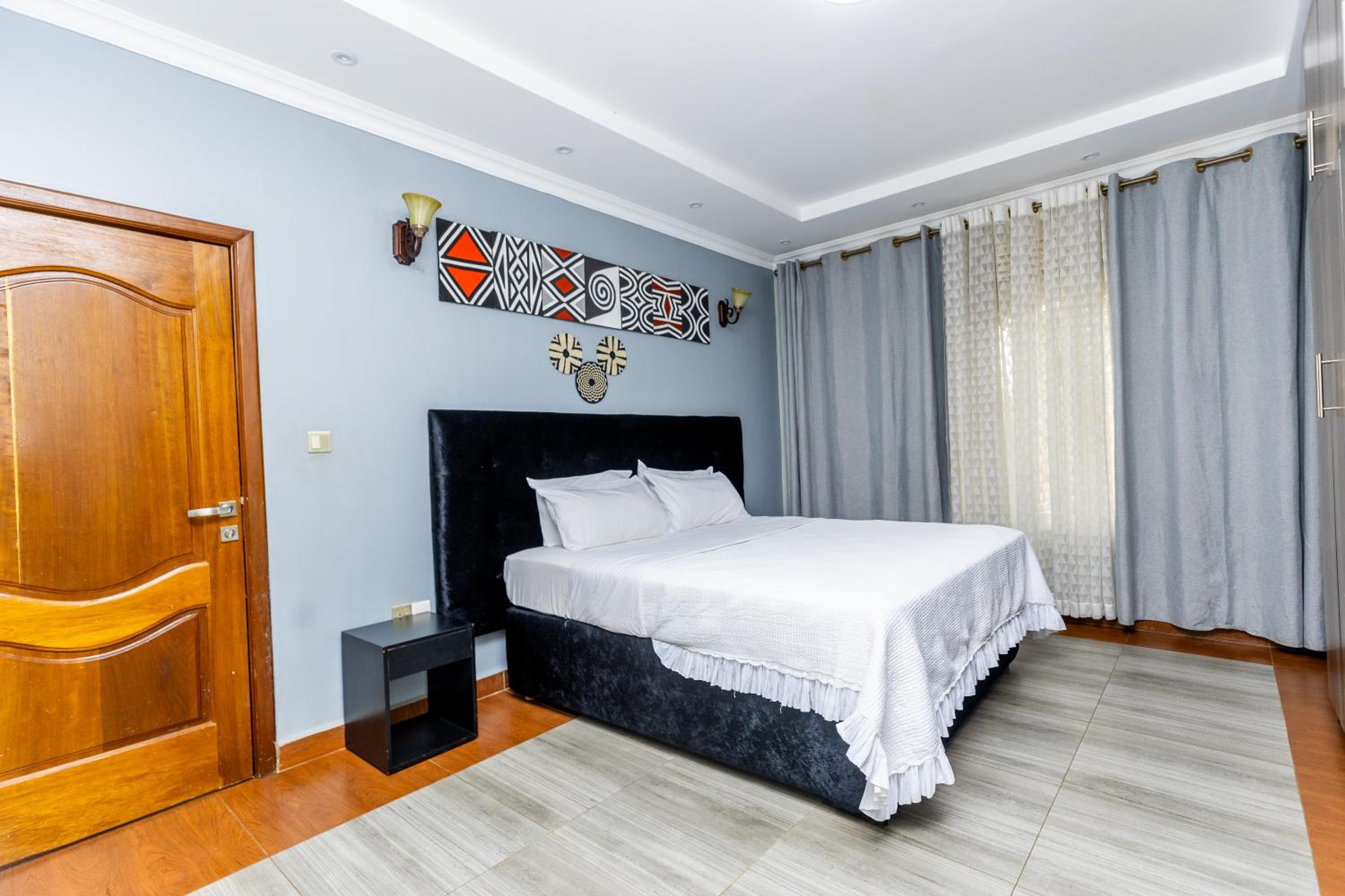 Deluxe Double Room with Balcony photo 2