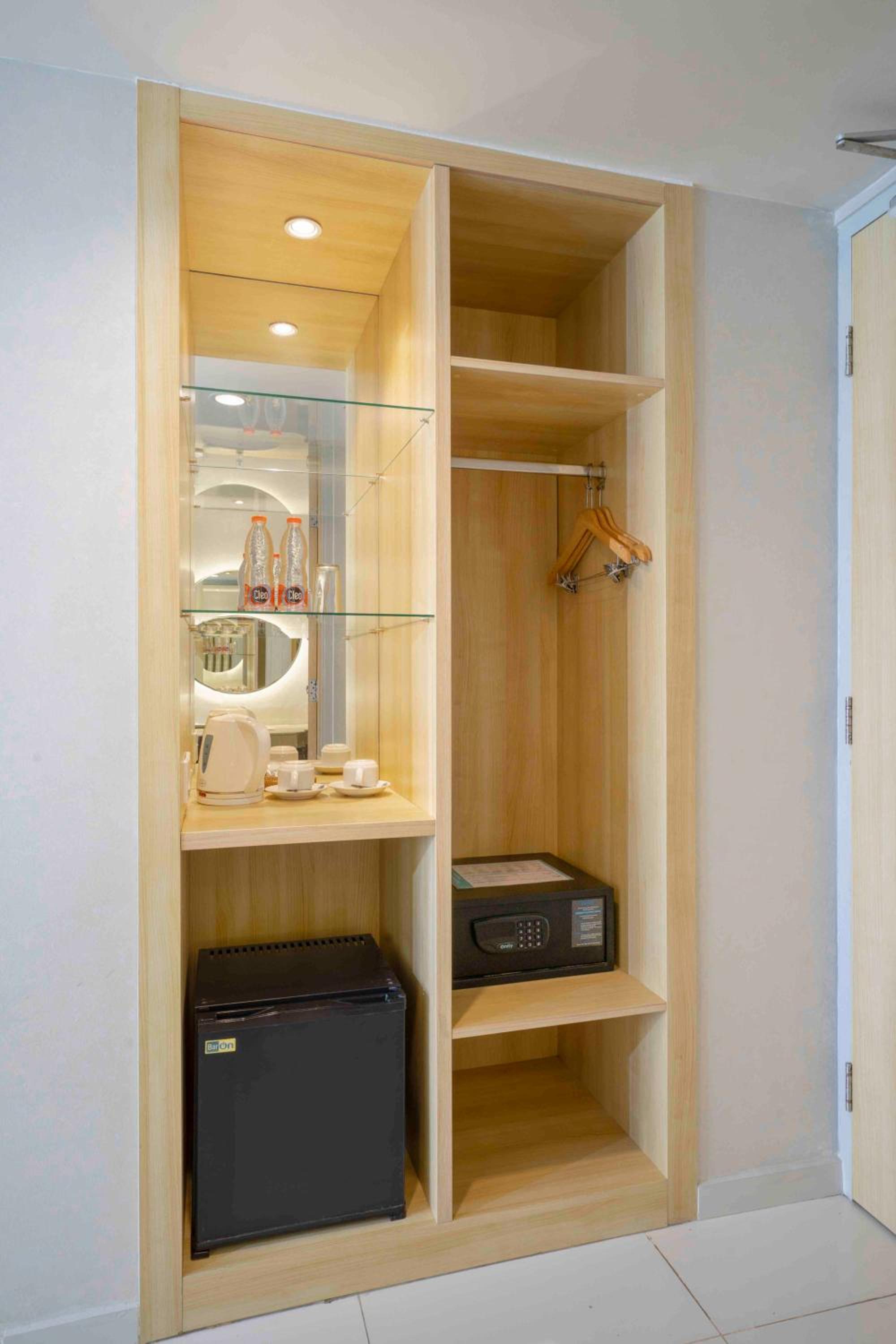 Deluxe Twin Room - Photo 3