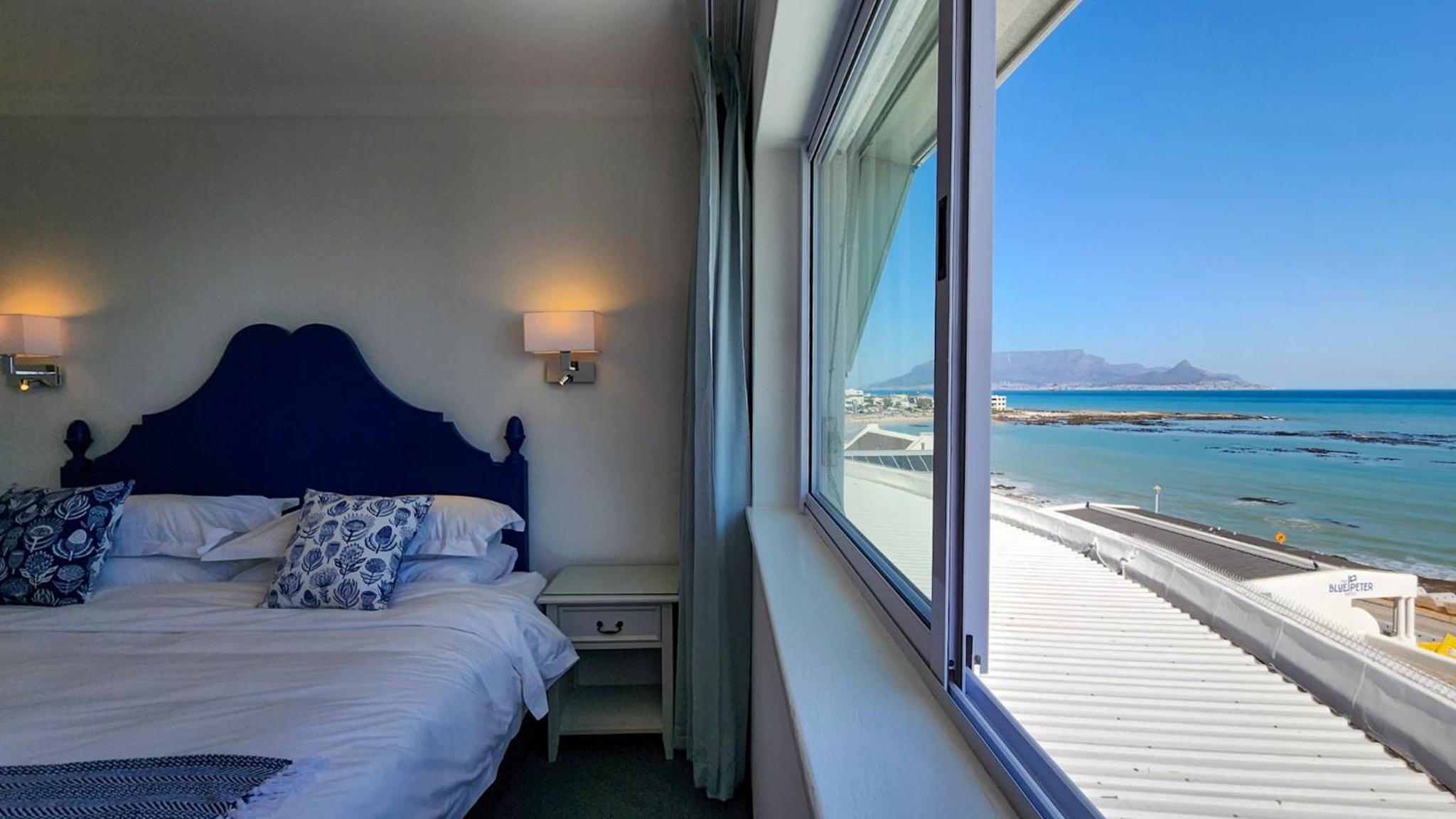 Sea Facing - Twin or Double Room - Photo 3