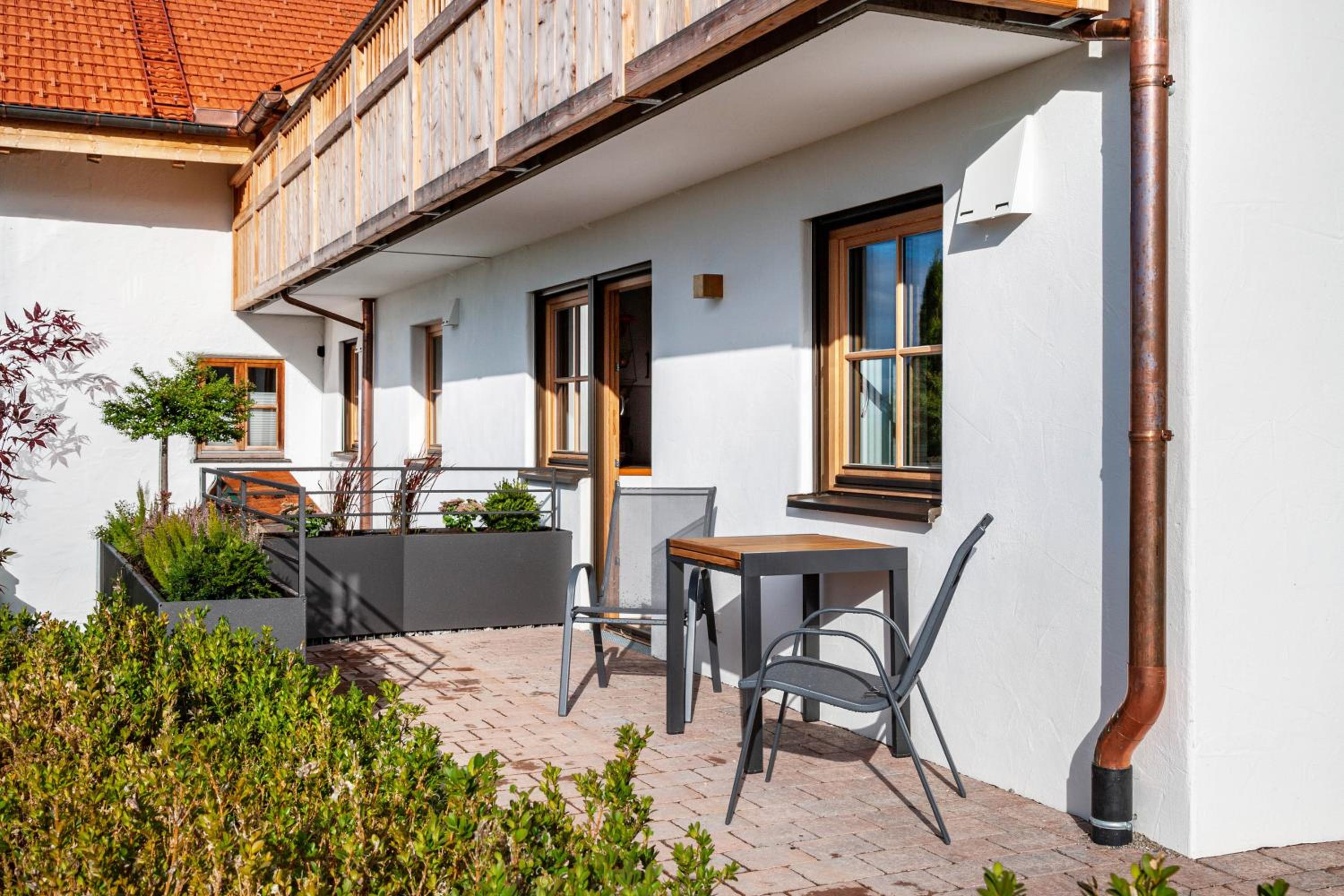 One-Bedroom Apartment with Garden View photo 3