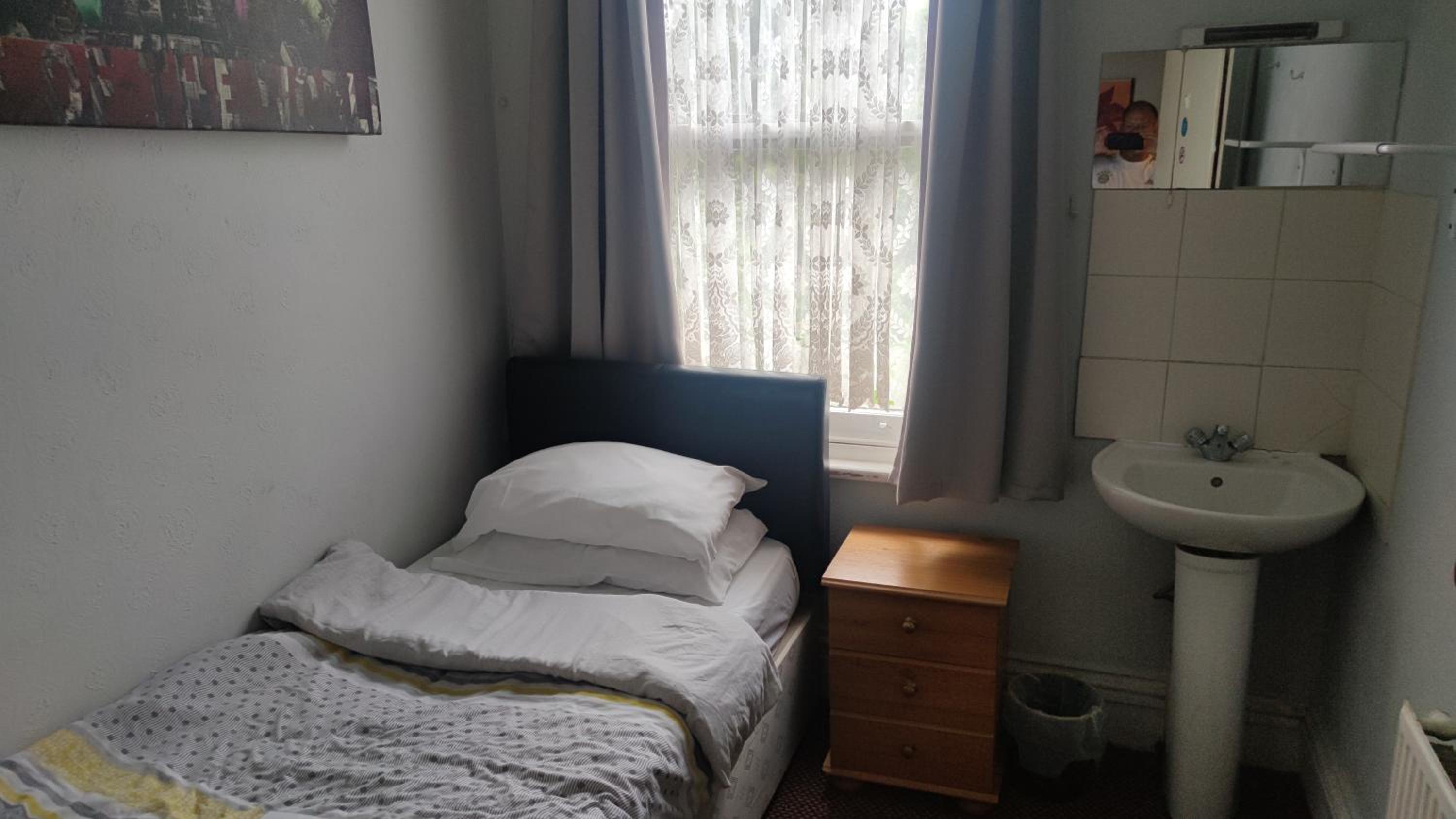 Budget Single Room