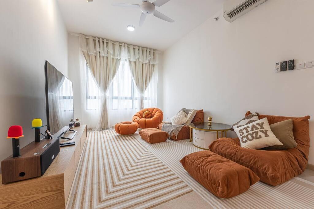 Four-Bedroom Luxury Apartment photo 1
