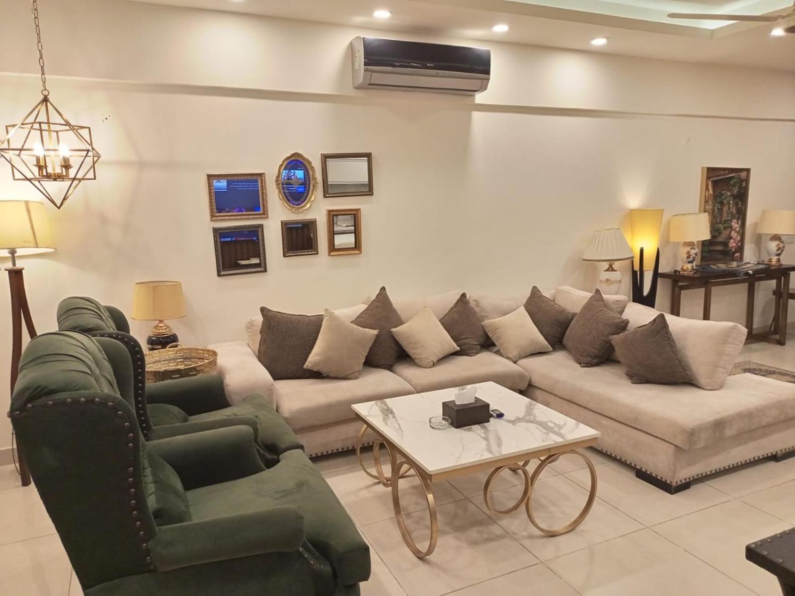 One-Bedroom Suite