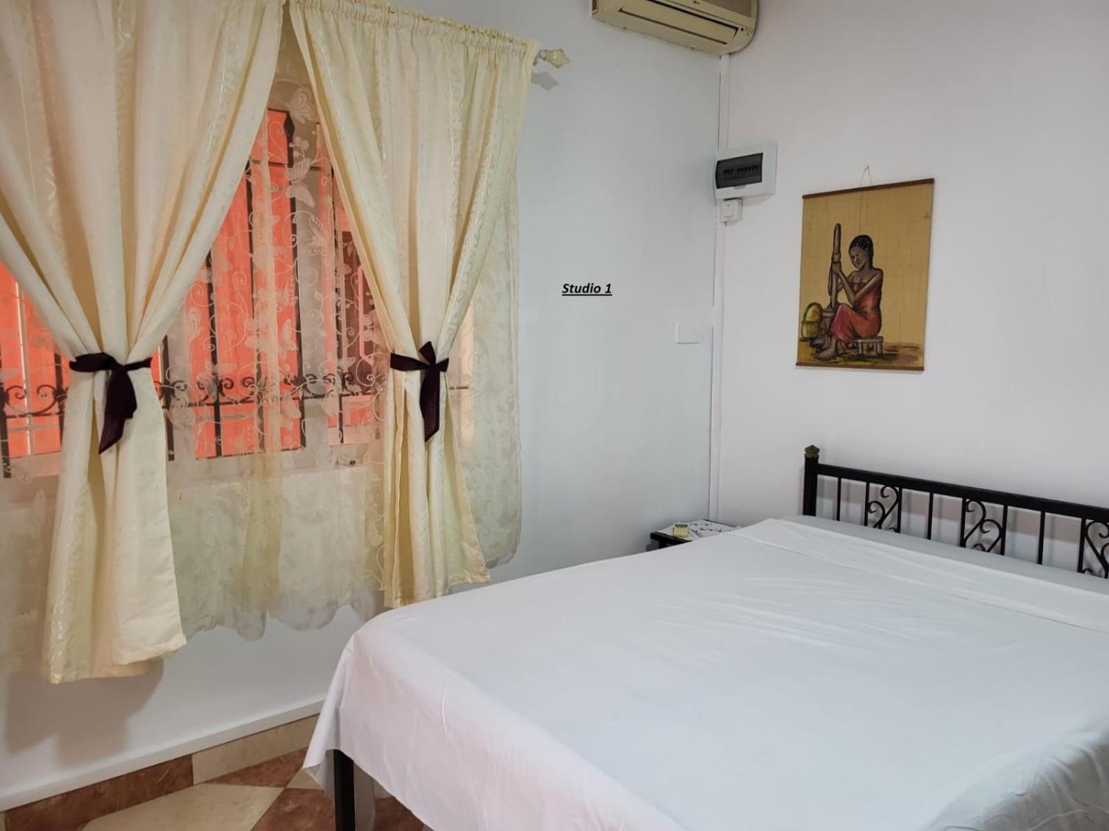 Apartment - Ground Floor - Photo 1