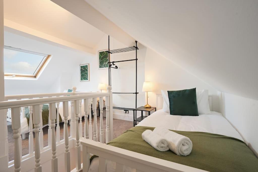 Three-Bedroom House photo 1