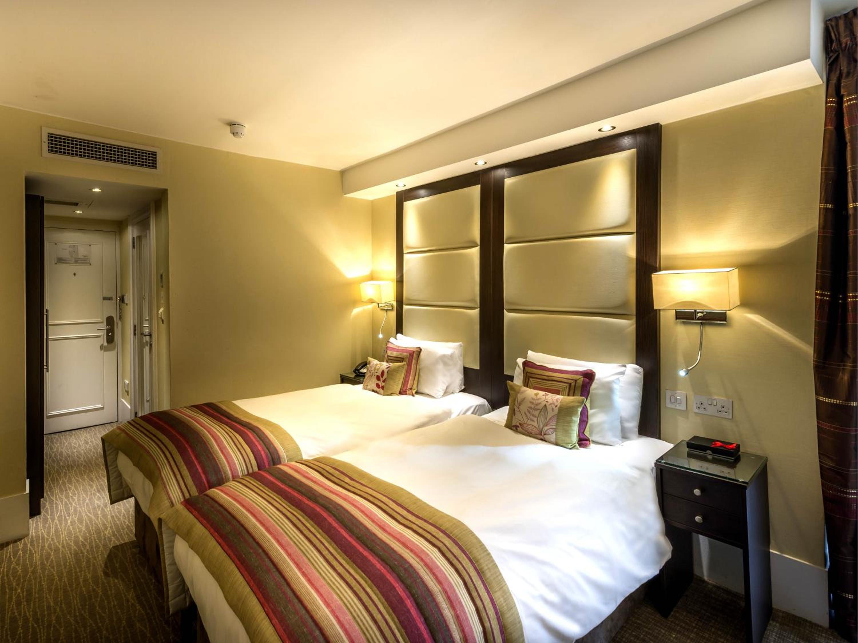 Club Twin Room photo 3