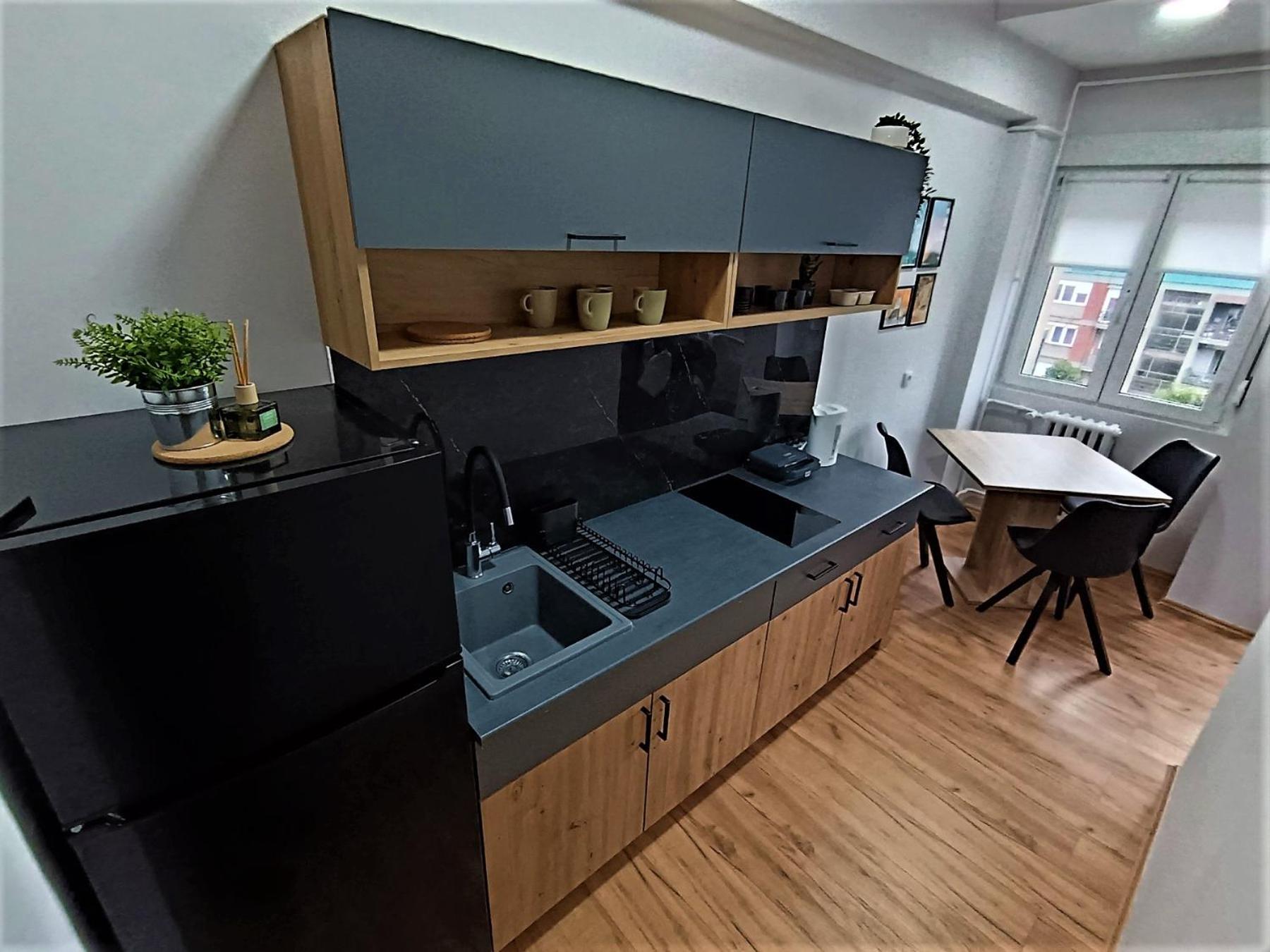 One-Bedroom Apartment with View photo 3