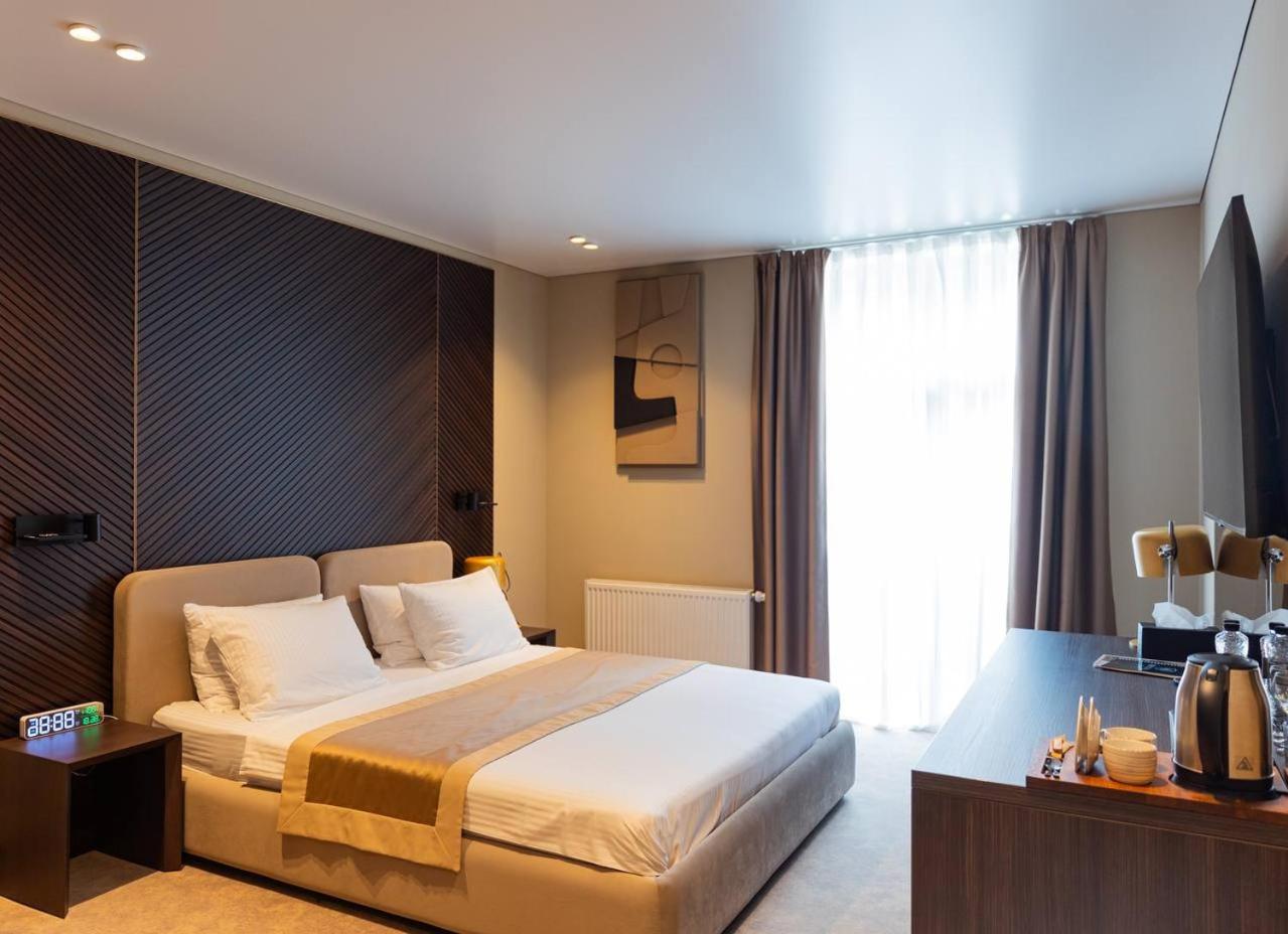Standard Double or Twin Room photo 1
