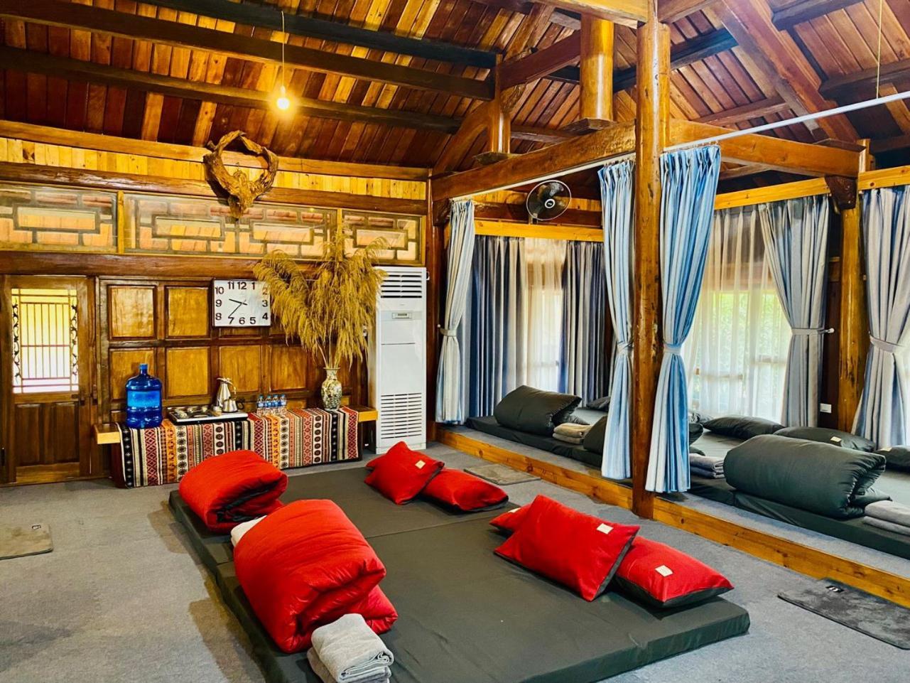 Bed In 10-Bed Mixed Dormitory Room photo 3