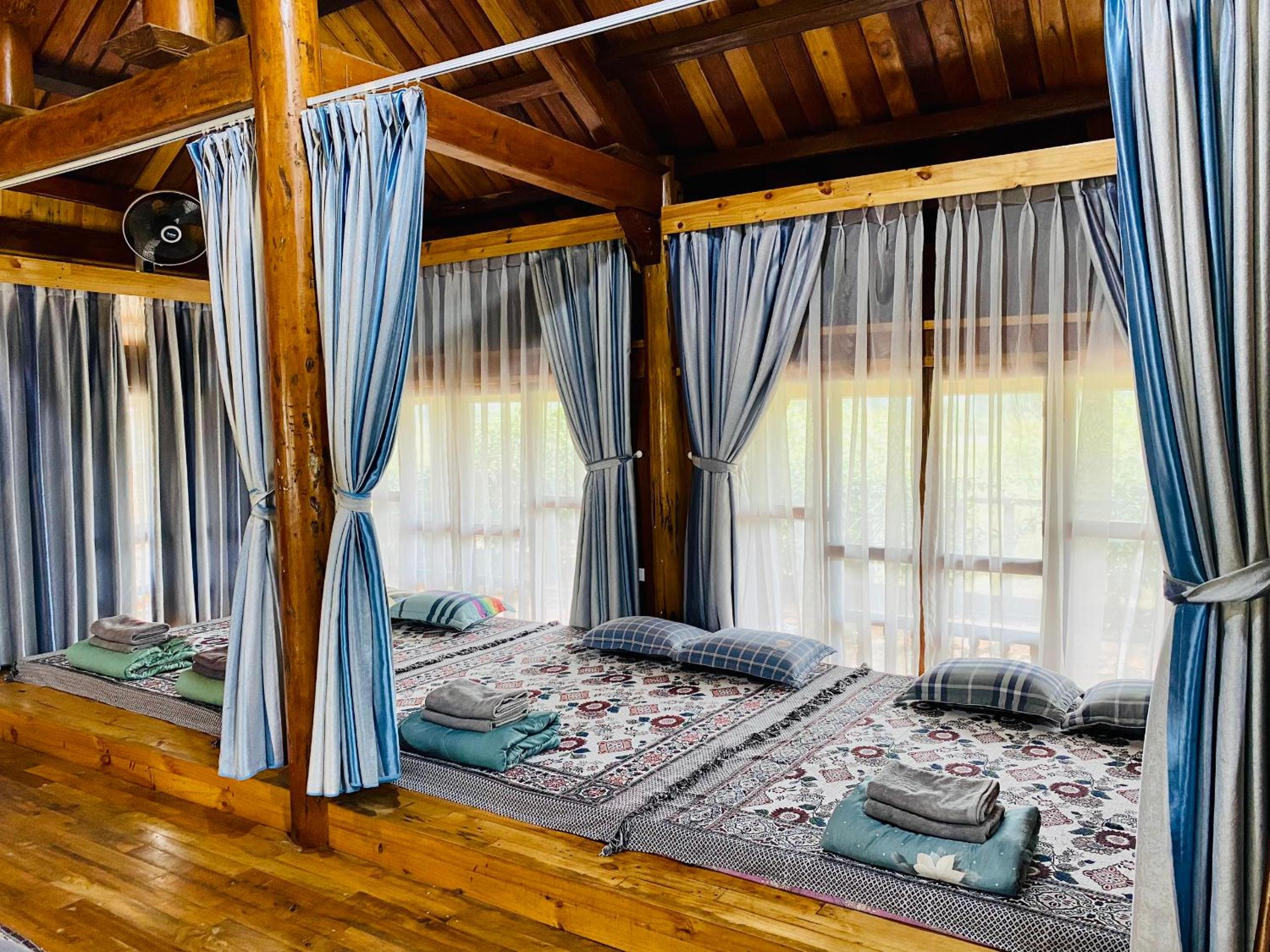 Bed In 10-Bed Mixed Dormitory Room photo 1