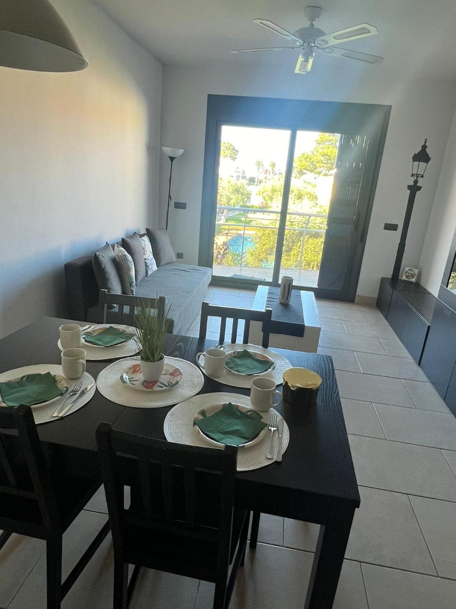 Three-Bedroom Apartment With Balcony photo 2