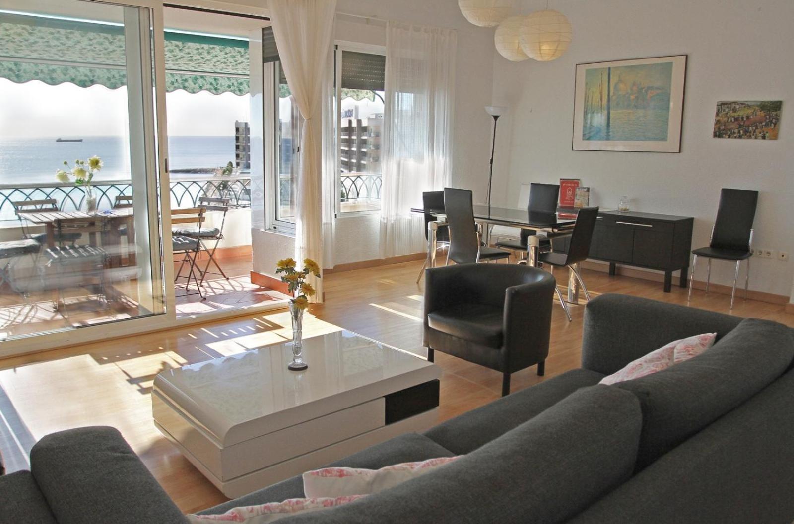 Apartamento con vista al mar