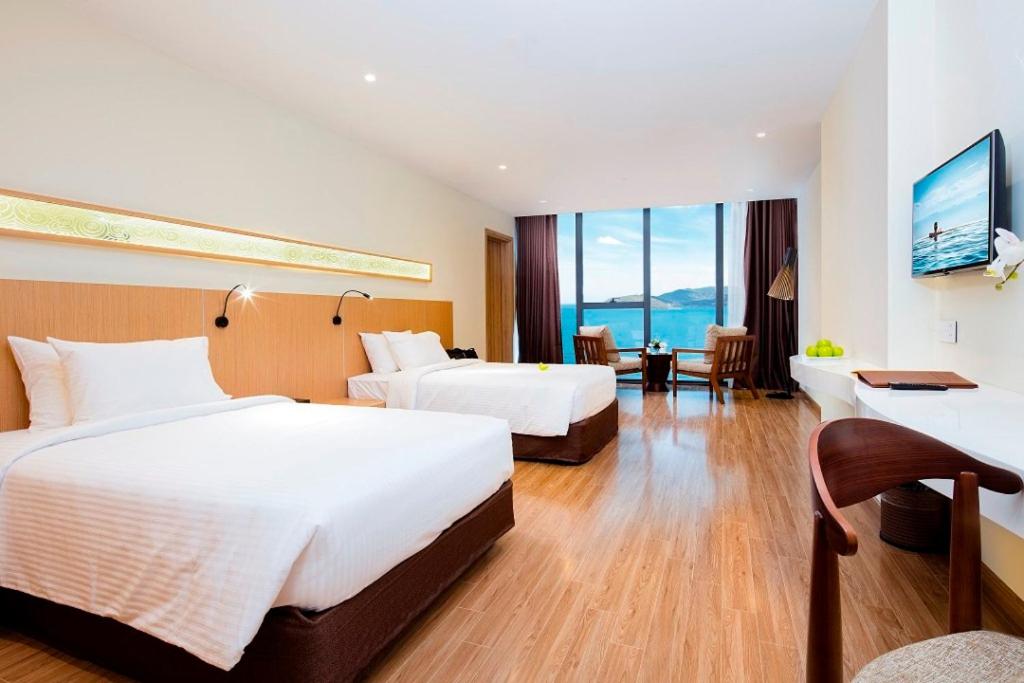 Family Room with Sea View