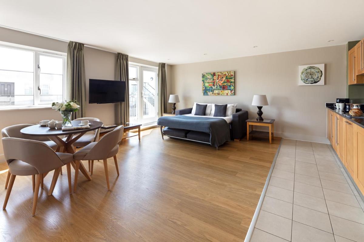 Two-Bedroom Apartment with Sofa Bed