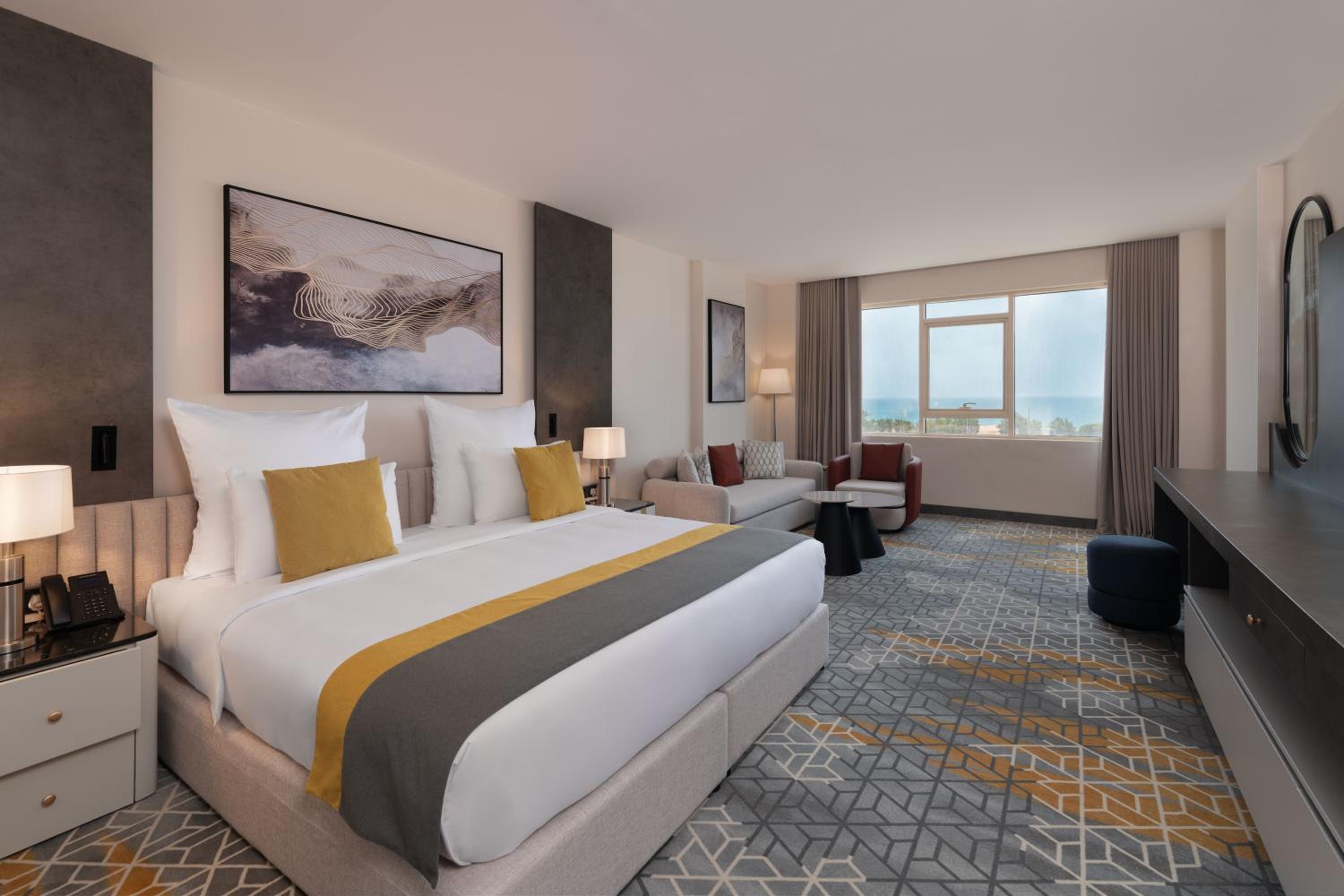 Superior King Room - Photo 3