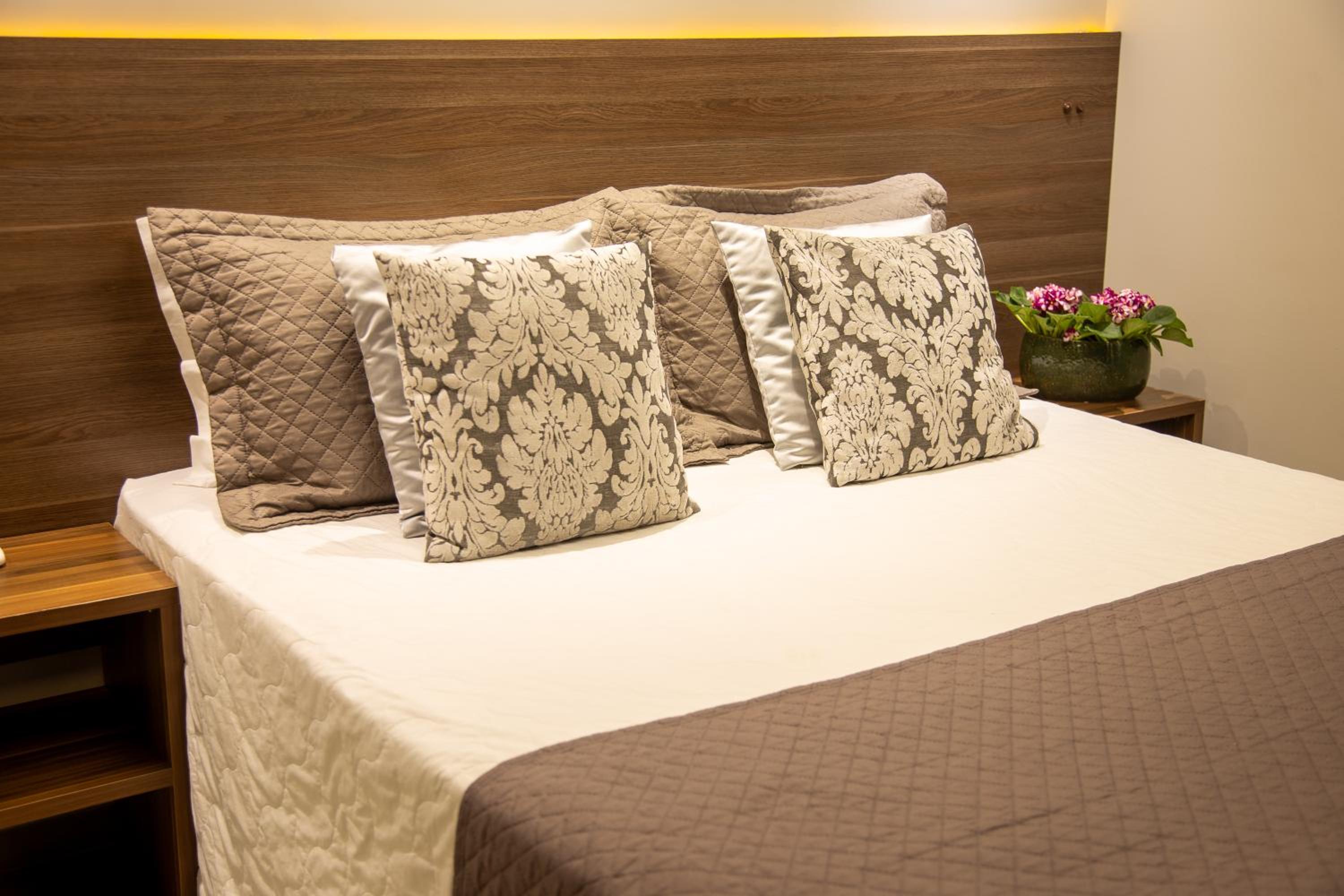 Deluxe Double Room with 1 Double Bed