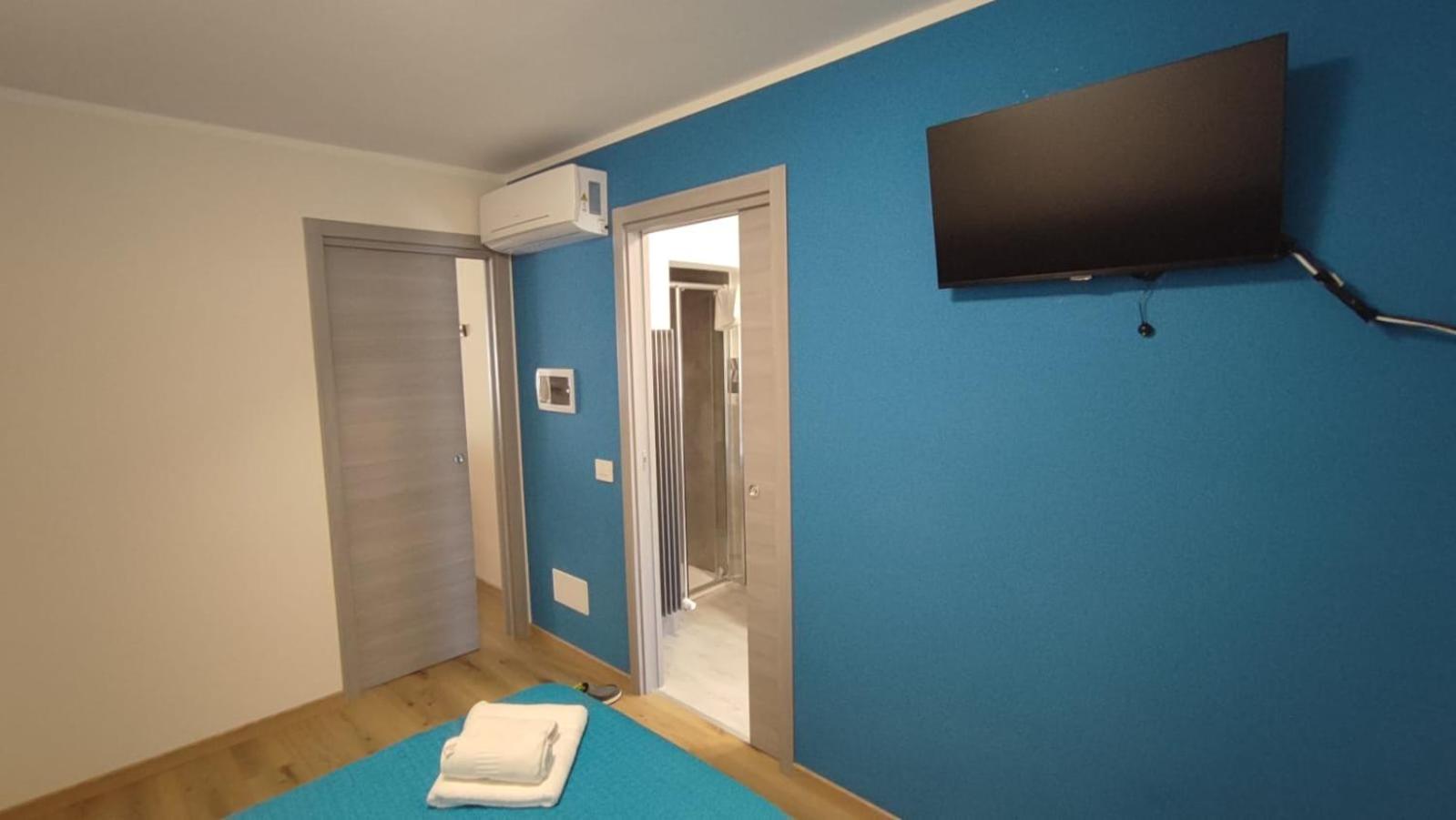 One-Bedroom House photo 2