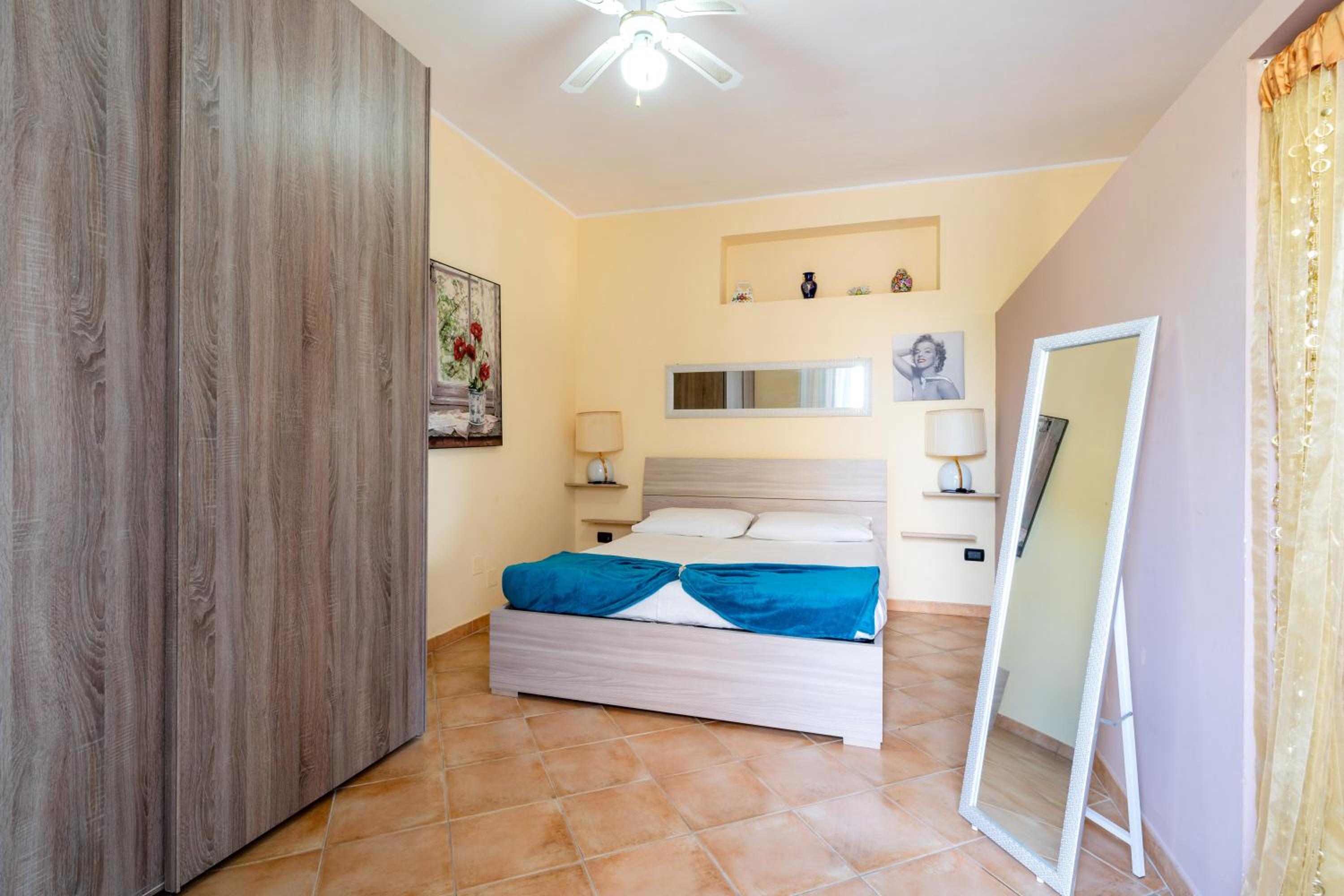 One-Bedroom Apartment with Garden View photo 1