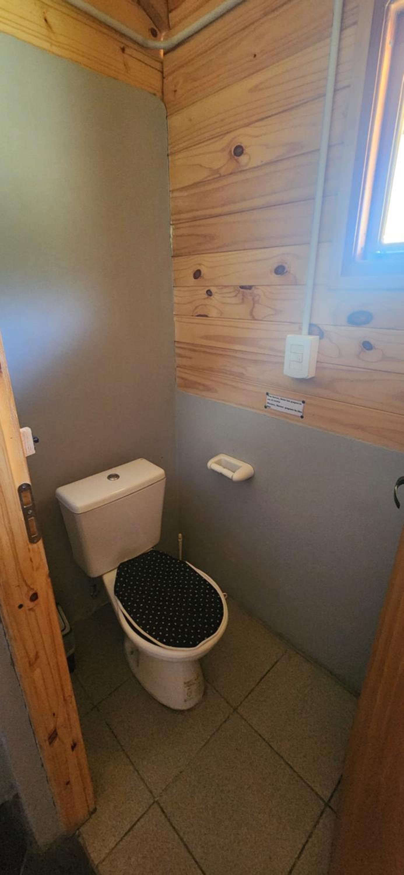 Twin Room with Private Bathroom photo 2