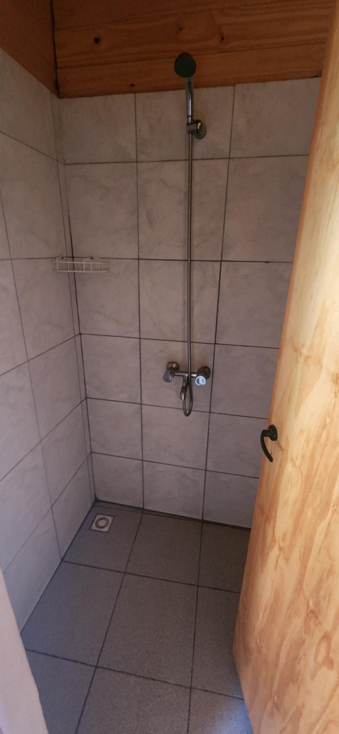 Twin Room with Private Bathroom photo 3