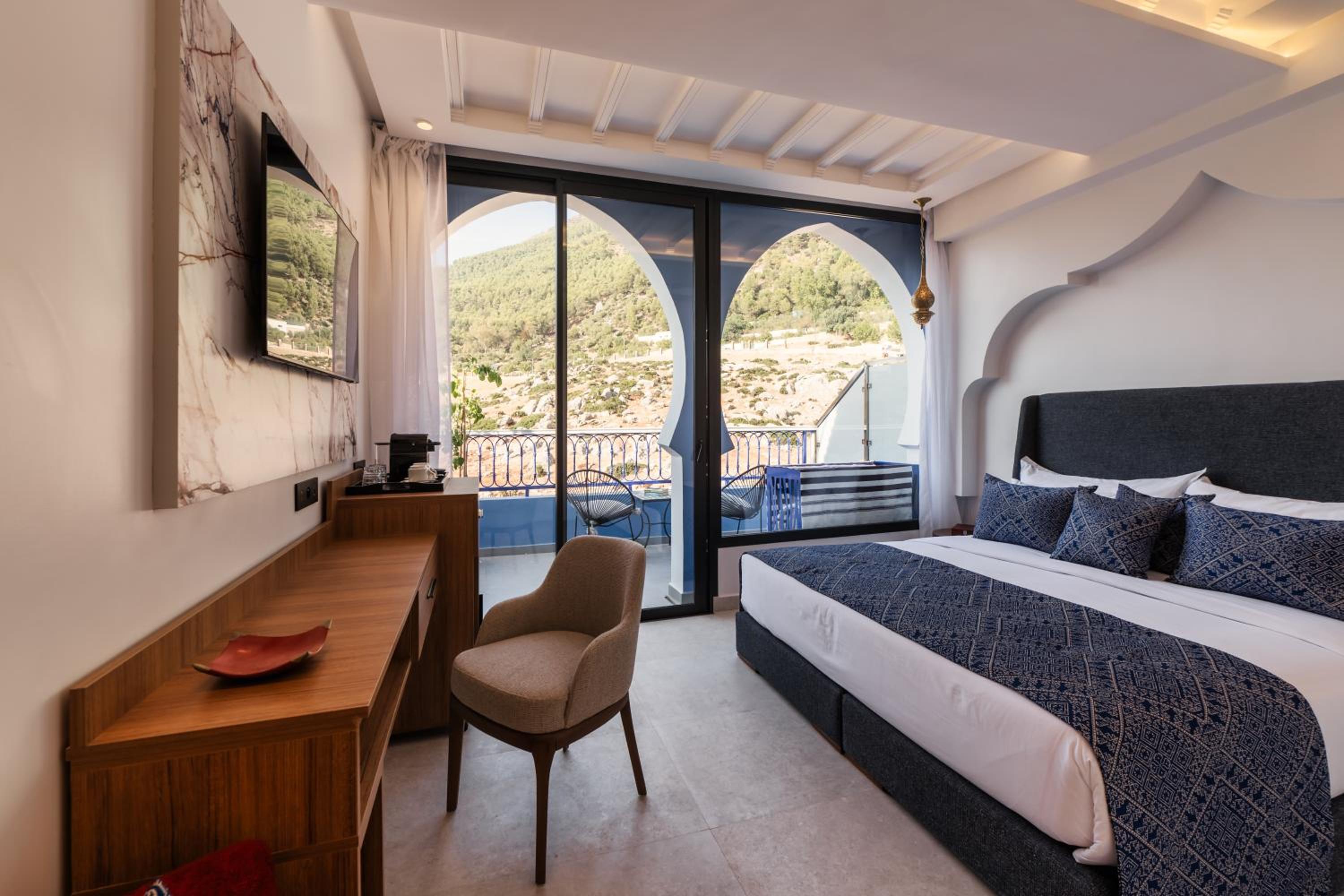 Deluxe Room - Mountain View - Photo 2