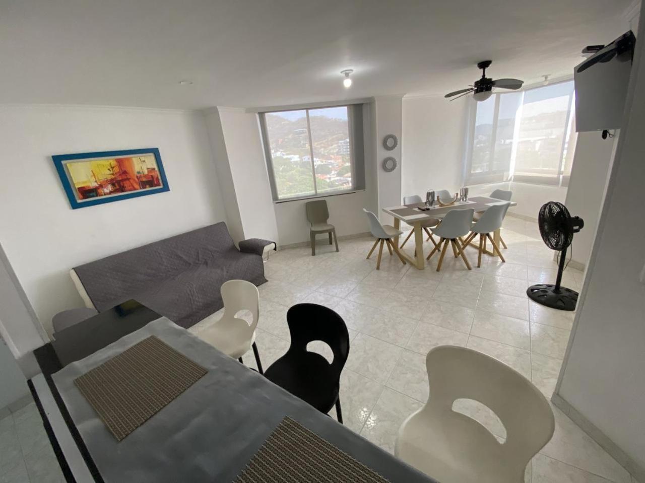 Three-Bedroom Apartment photo 1