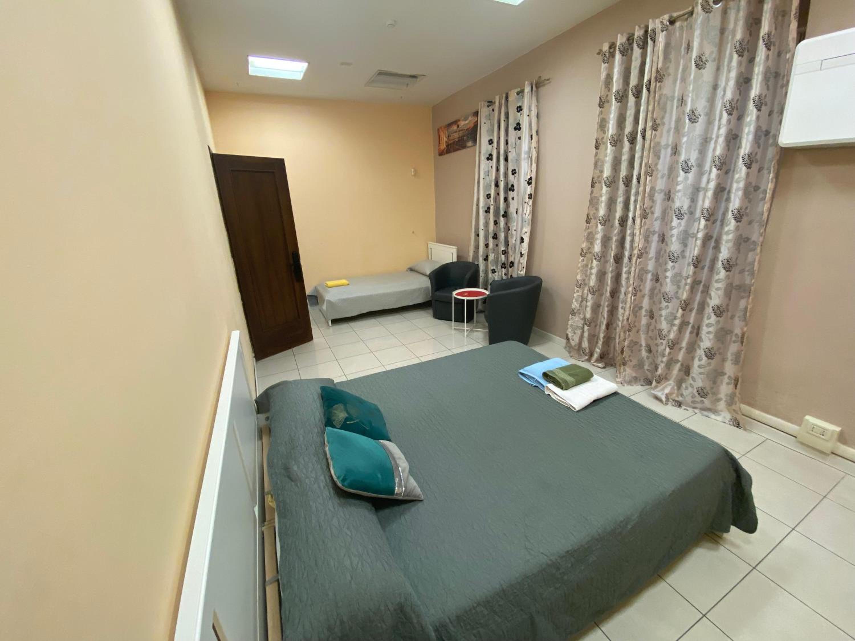 Triple Room with Private External Bathroom - Photo 1