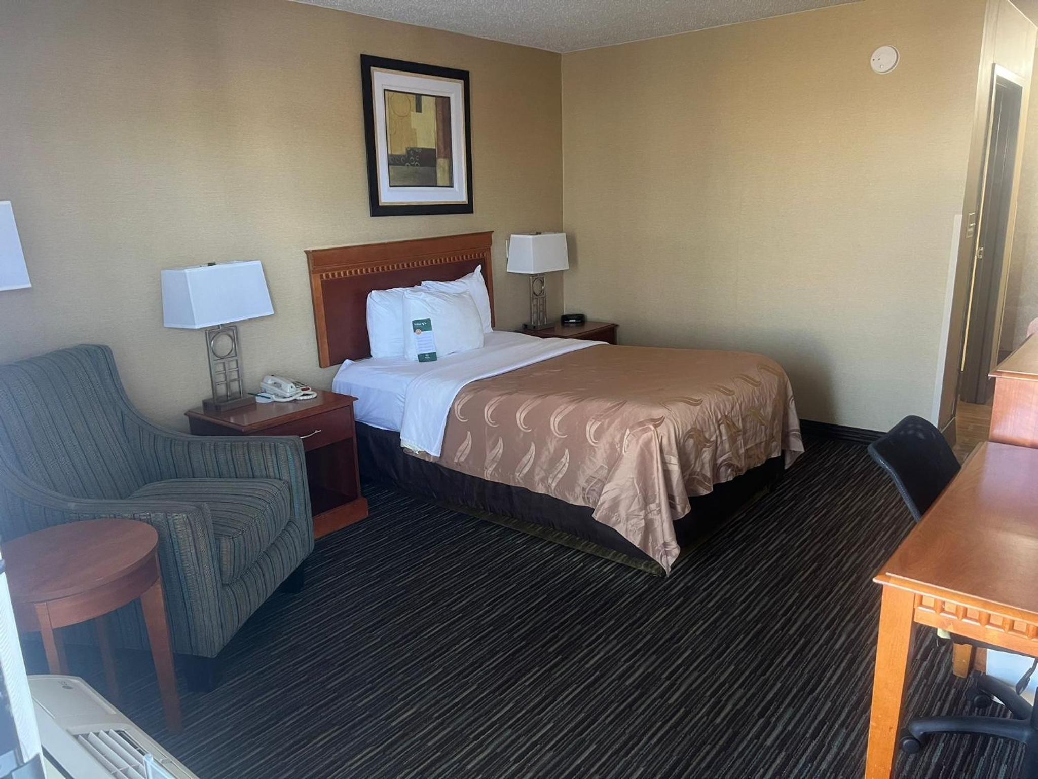 Double Room - Accessible/Non-Smoking photo 1