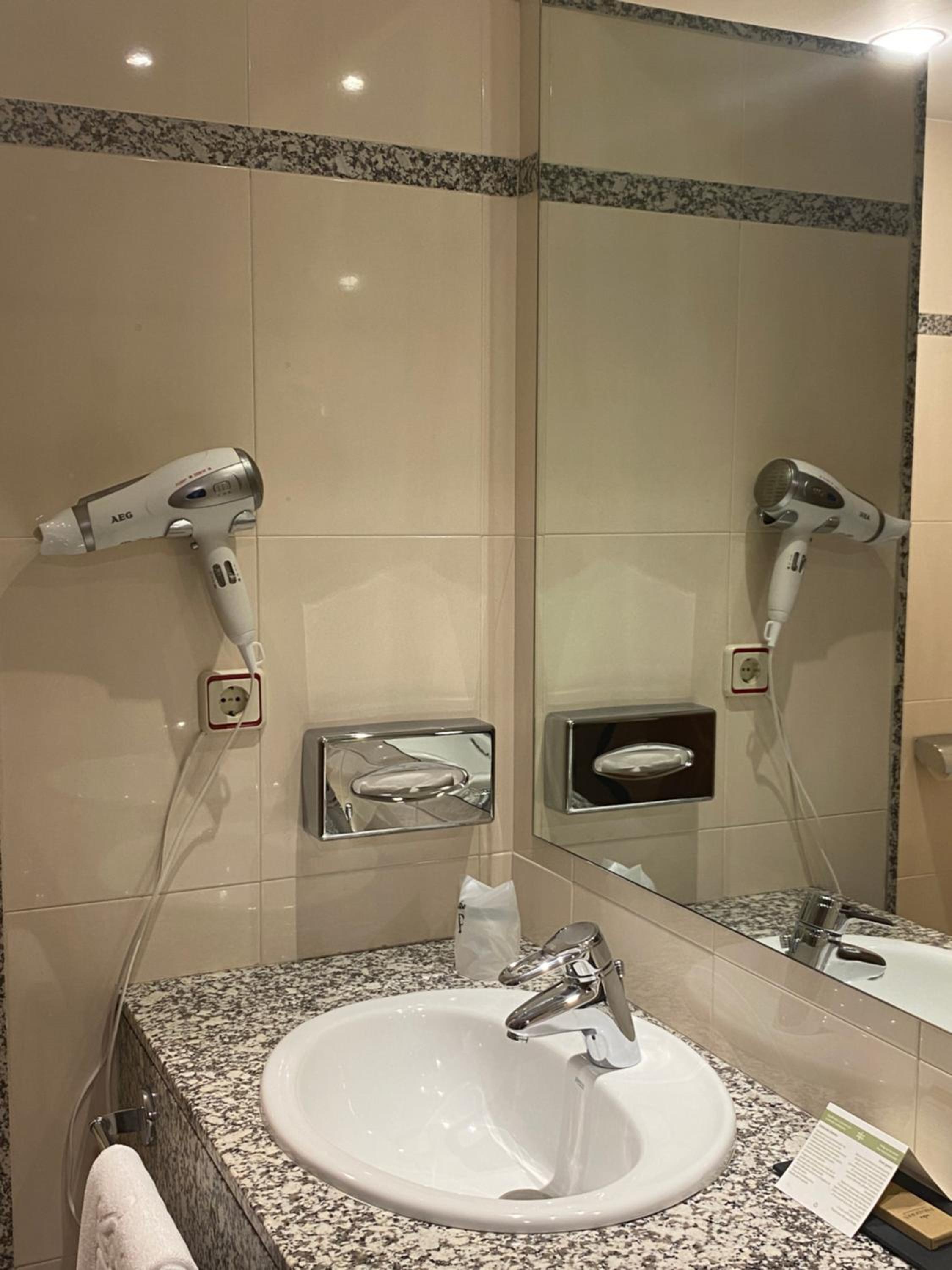 Superior Double Room - Photo 4