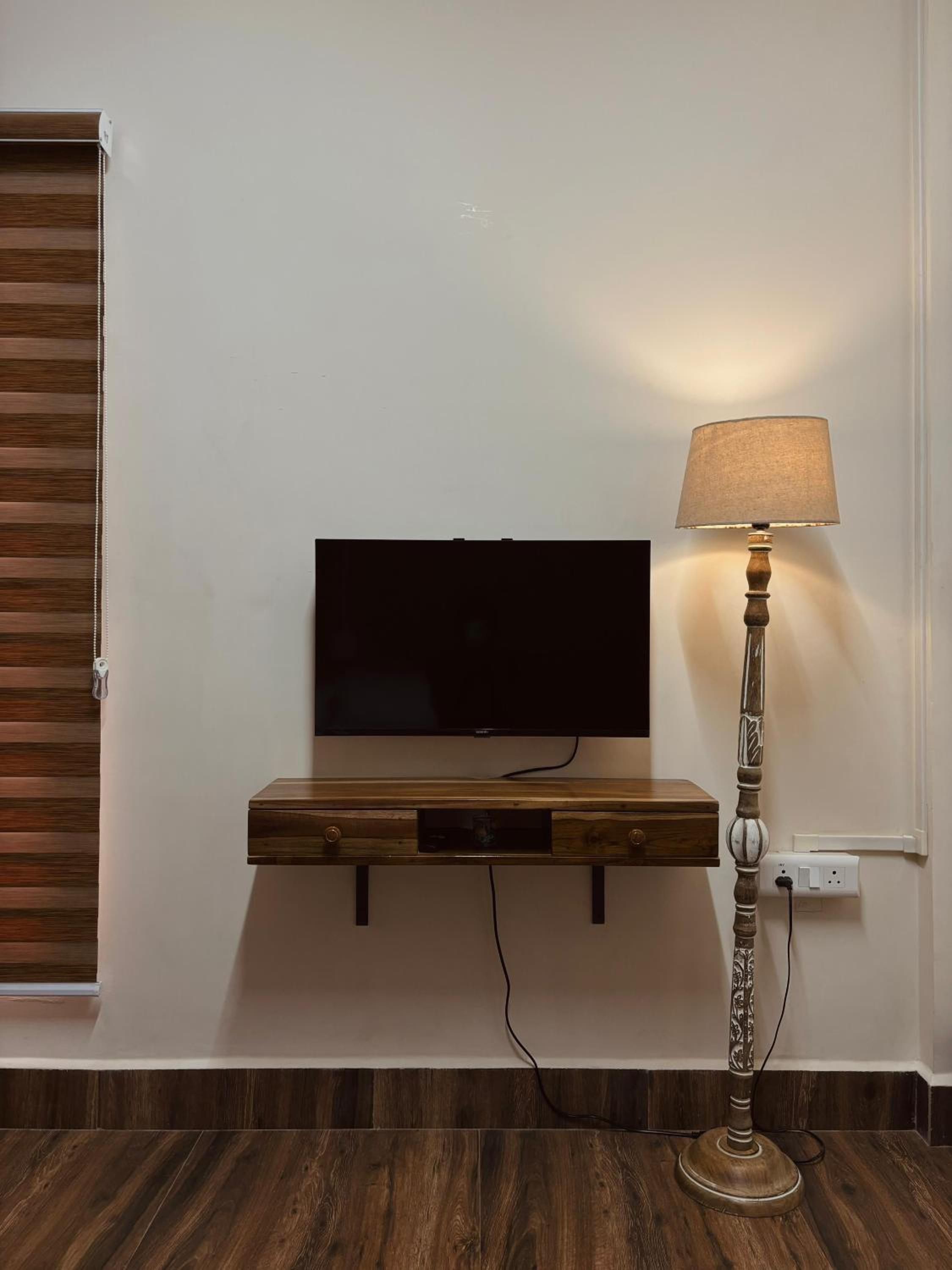 Deluxe Room (2 Adults + 1 Child) photo 1
